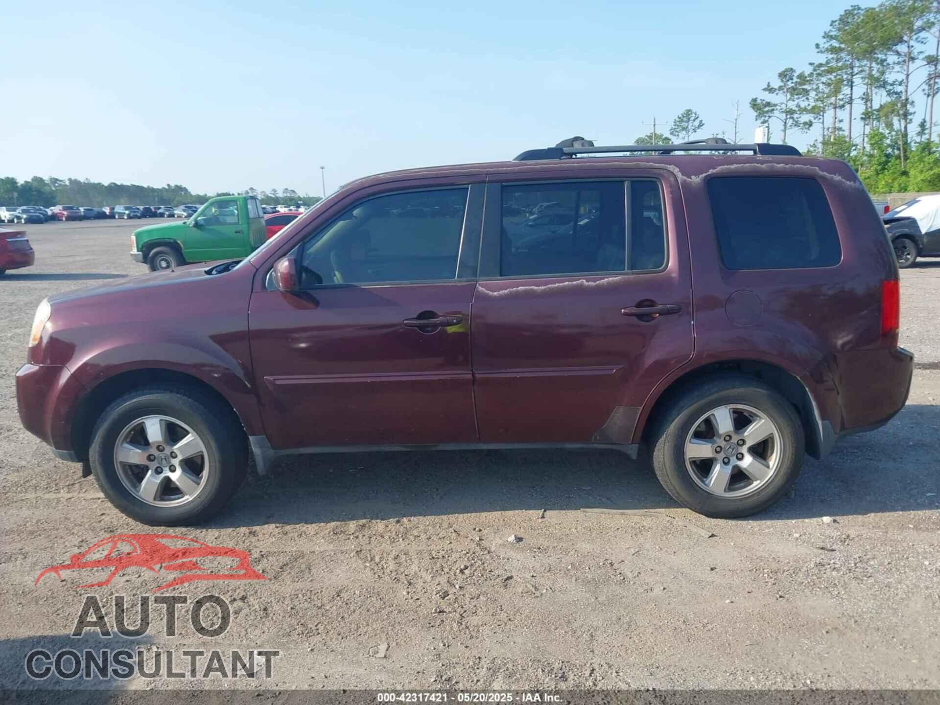 HONDA PILOT 2011 - 5FNYF3H53BB022677