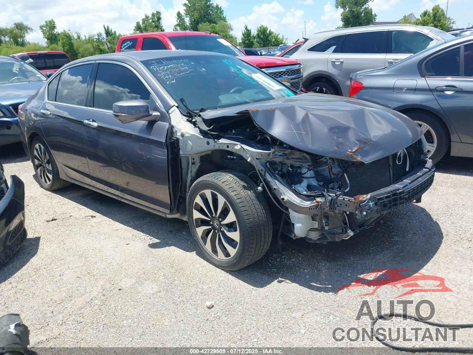 HONDA ACCORD HYBRID 2015 - 1HGCR6F59FA006165