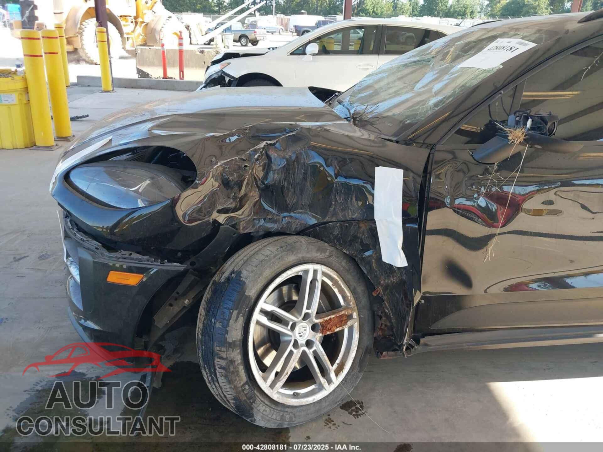 PORSCHE MACAN 2019 - WP1AA2A58KLB02282