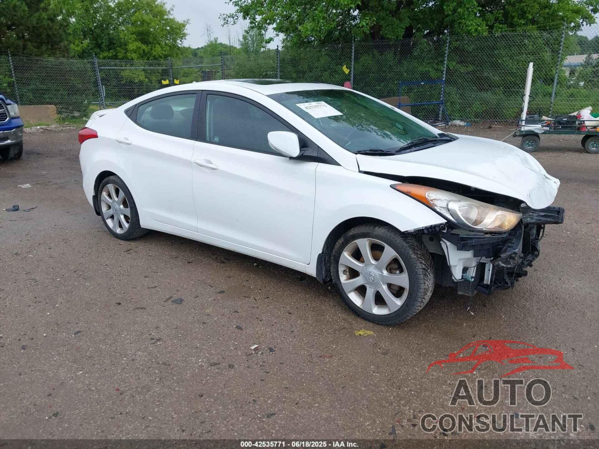 HYUNDAI ELANTRA 2013 - 5NPDH4AE8DH287916