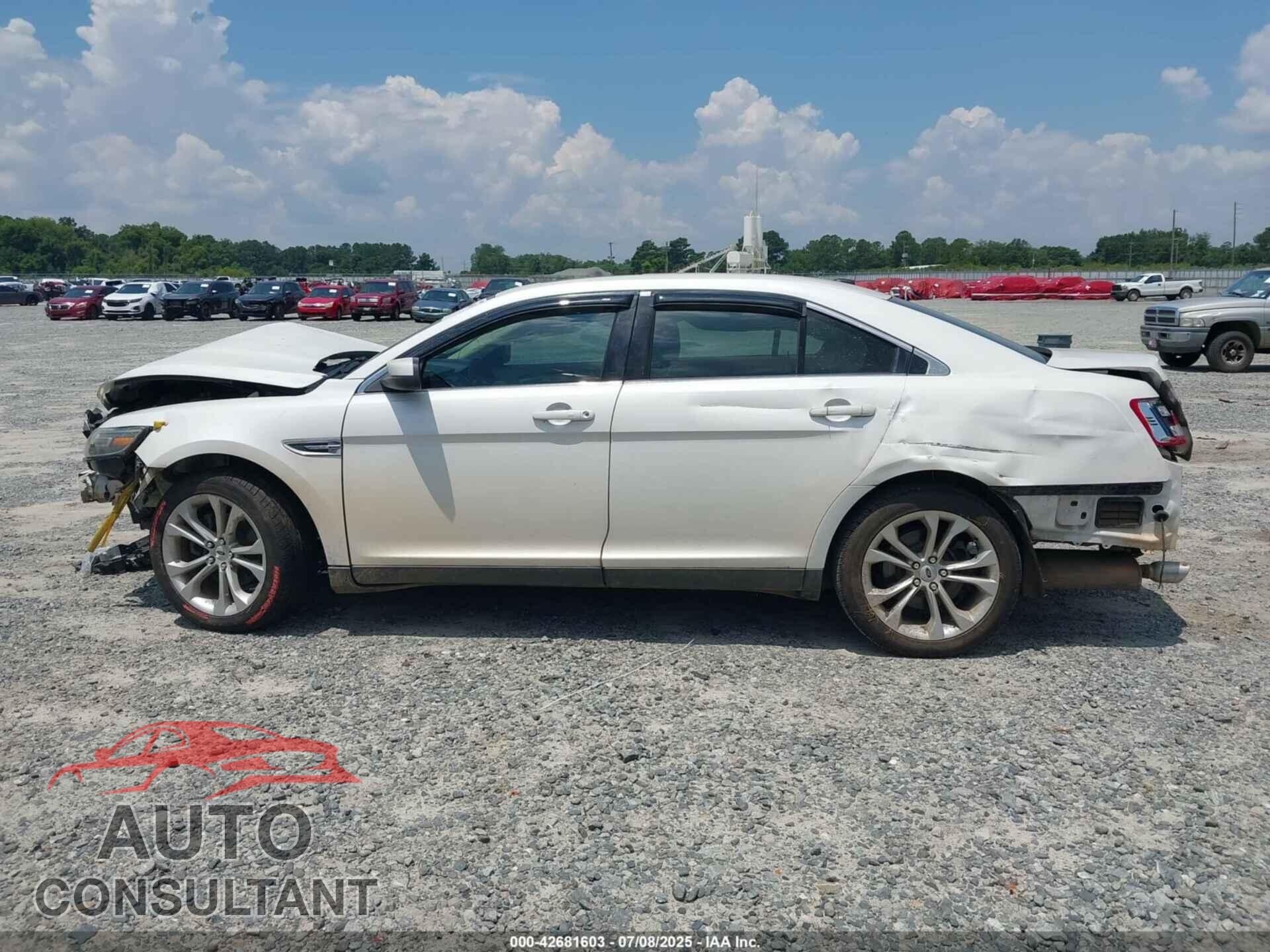 FORD TAURUS 2013 - 1FAHP2E83DG101433