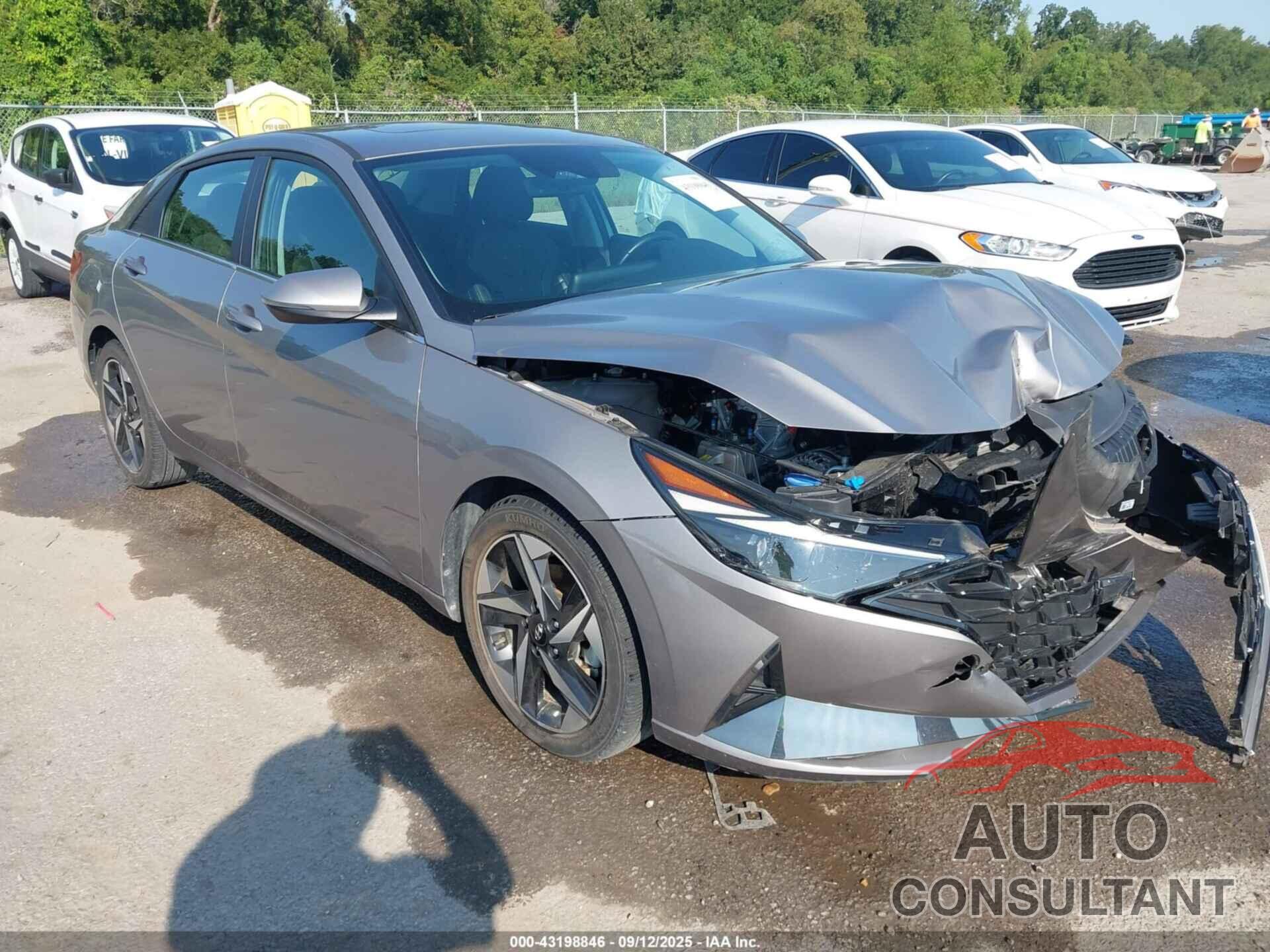 HYUNDAI ELANTRA 2023 - KMHLP4AGXPU483359