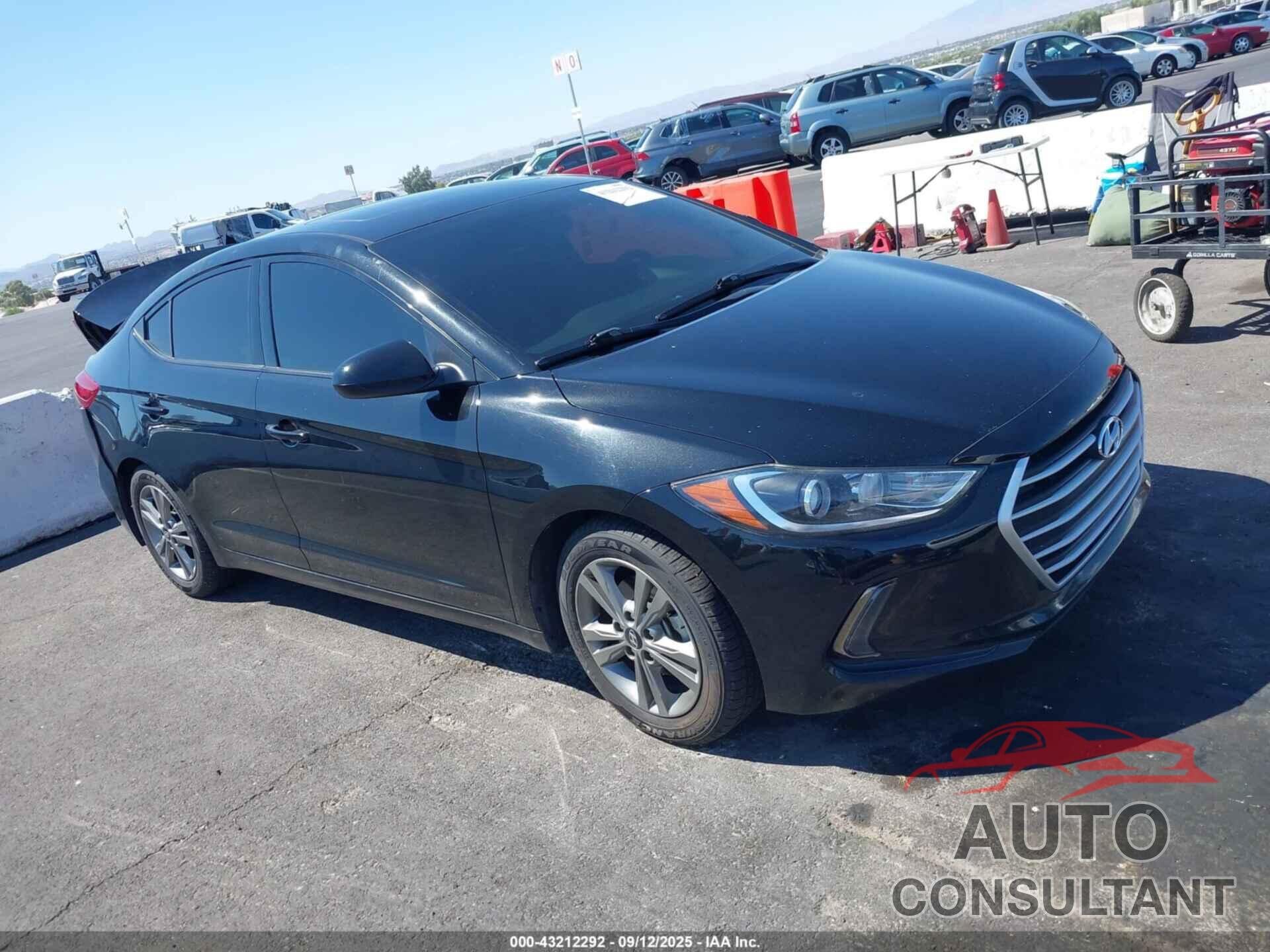 HYUNDAI ELANTRA 2018 - 5NPD84LF2JH266237