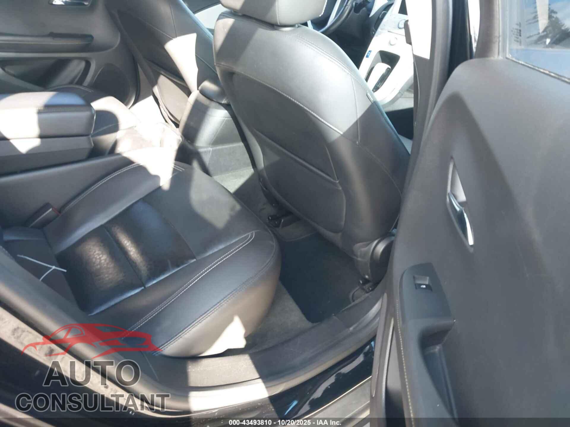CHEVROLET VOLT 2013 - 1G1RD6E45DU123701