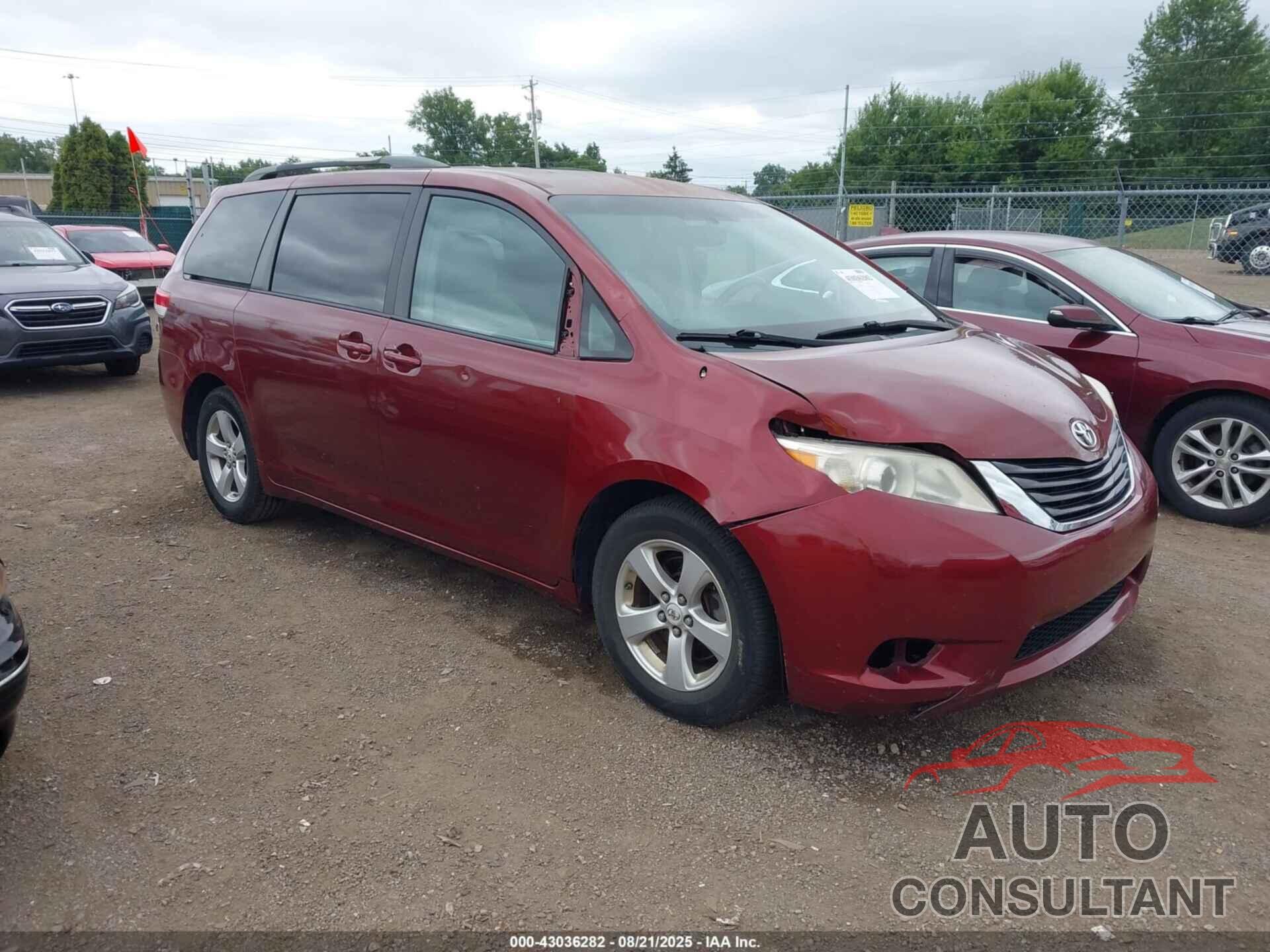 TOYOTA SIENNA 2011 - 5TDKK3DC4BS147088