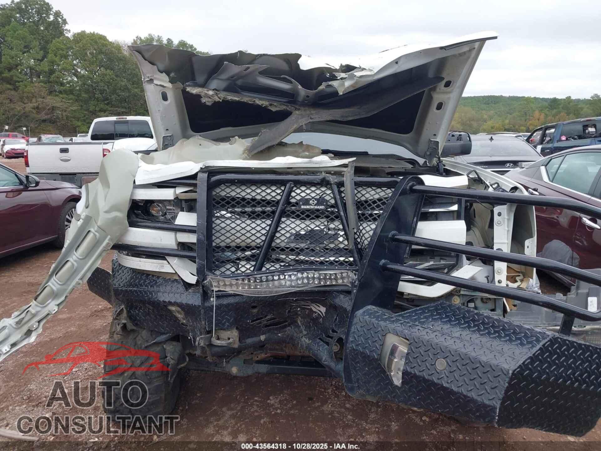 CHEVROLET SILVERADO 1500 2018 - 3GCUKSEC3JG324891