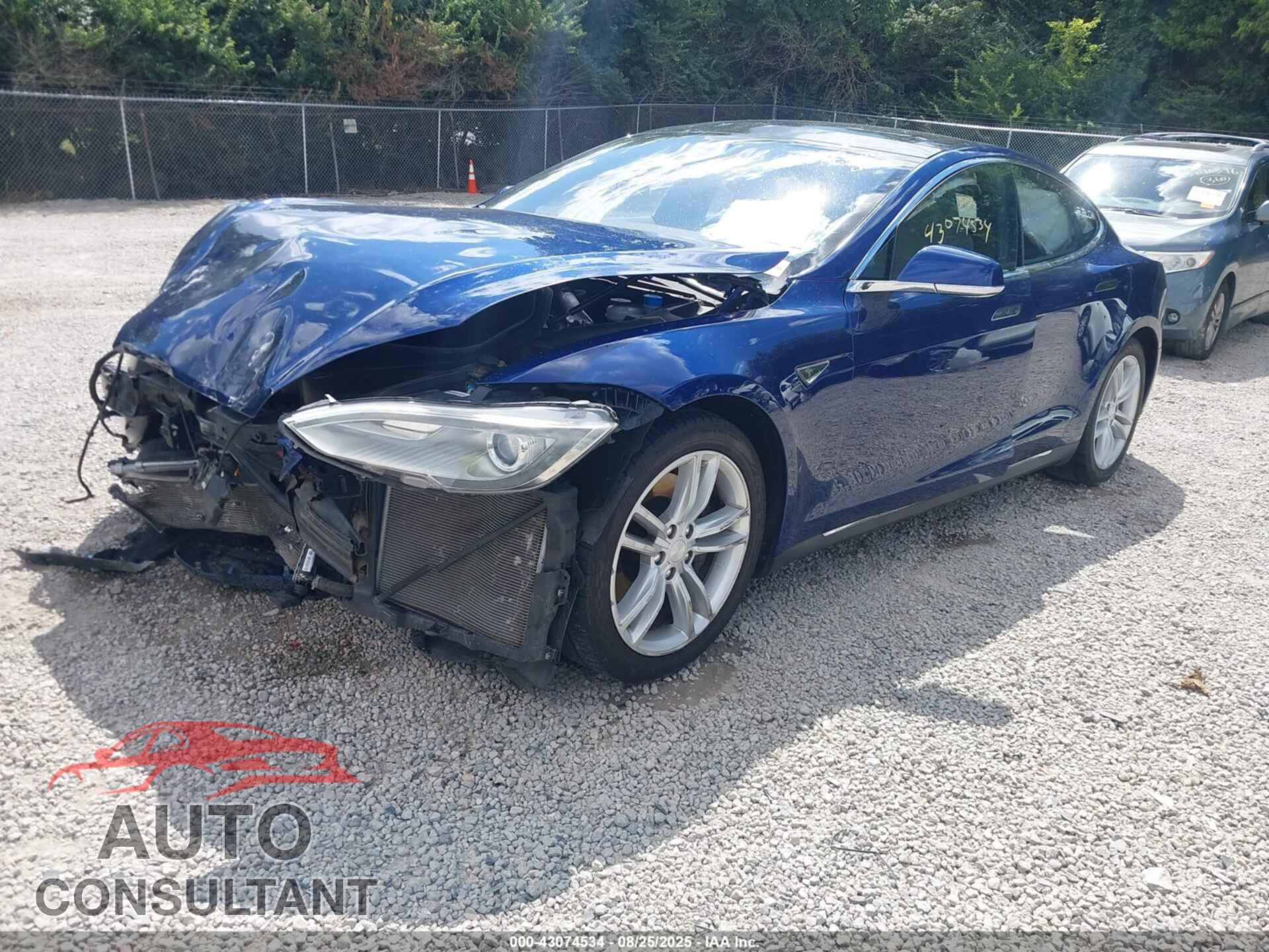 TESLA MODEL S 2015 - 5YJSA1S28FF091877
