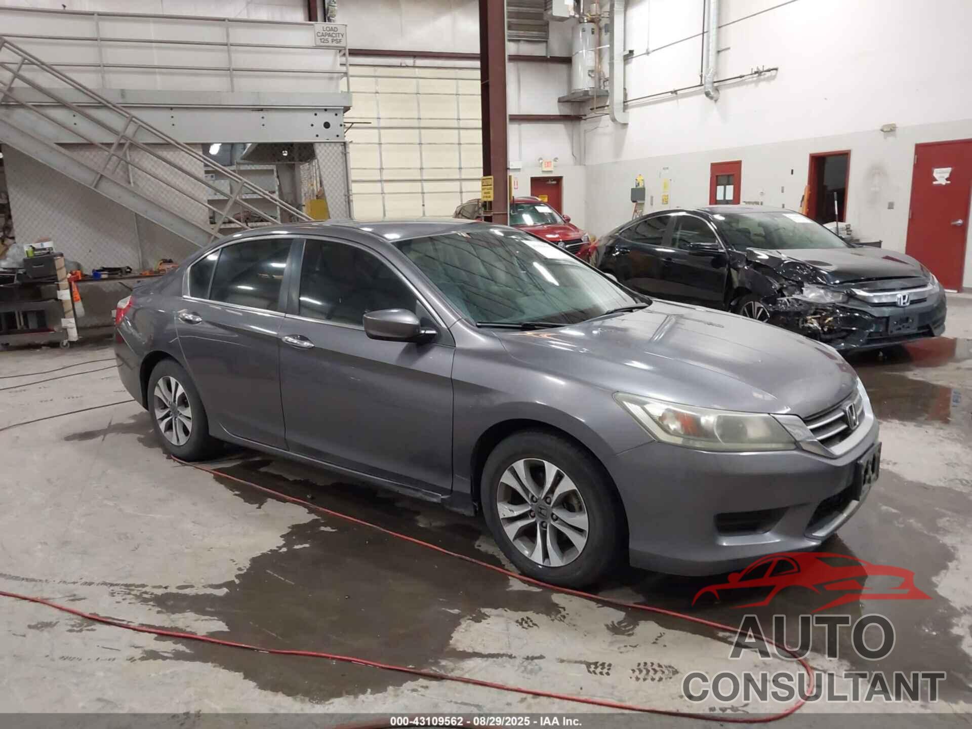HONDA ACCORD 2015 - 1HGCR2F38FA034840