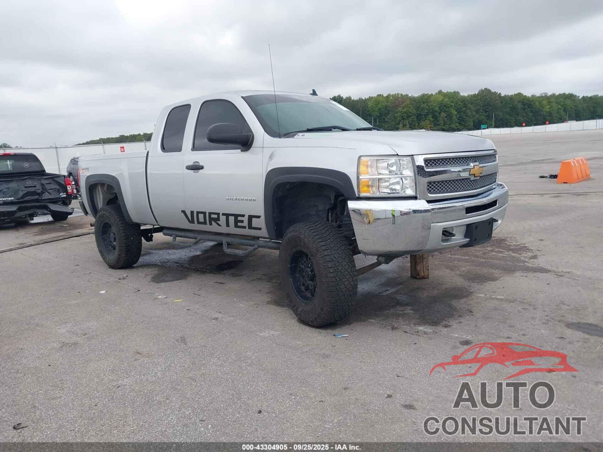 CHEVROLET SILVERADO 1500 2012 - 1GCRKSE7XCZ325628