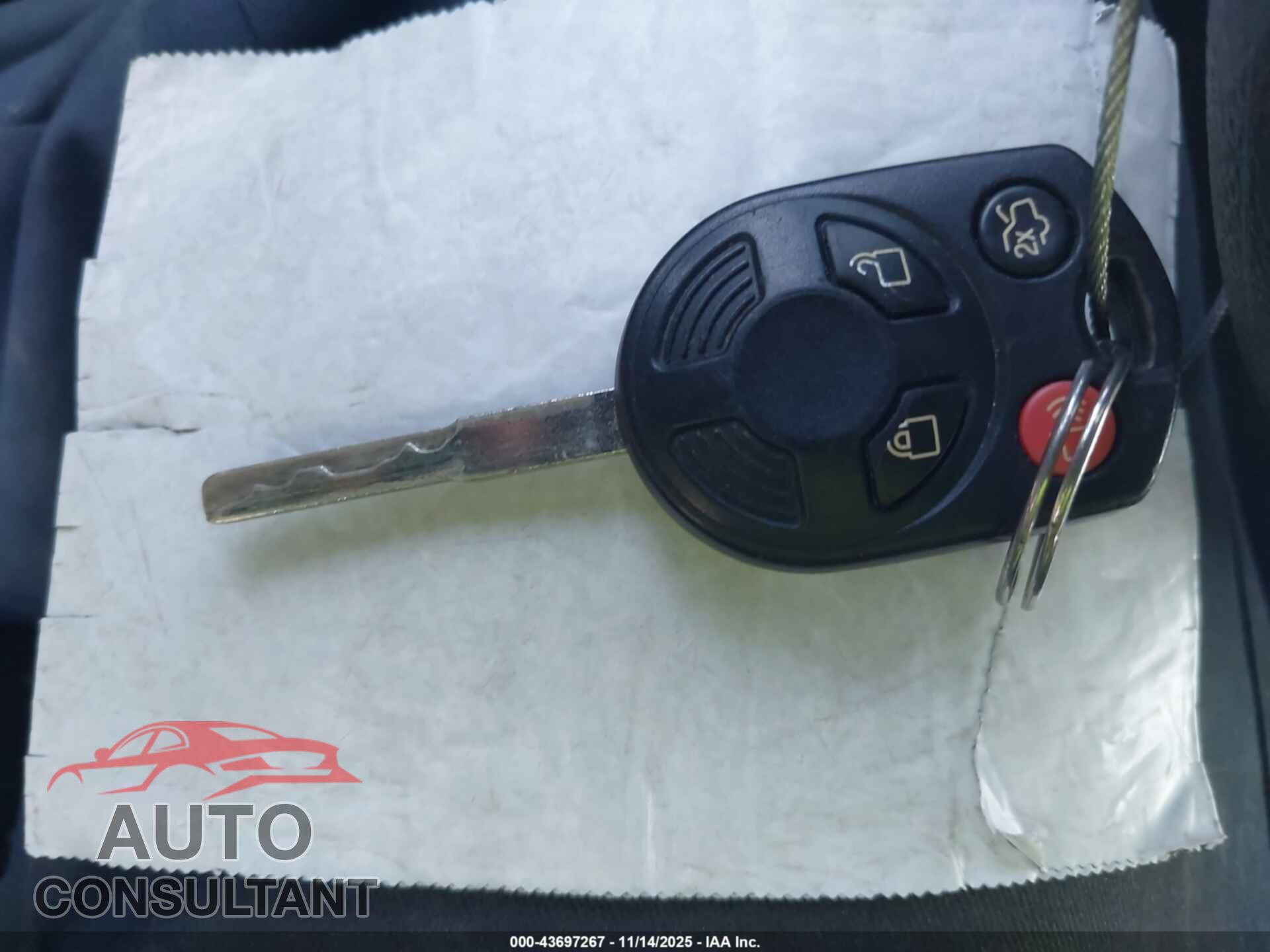 FORD FOCUS 2016 - 1FADP3F23GL252265