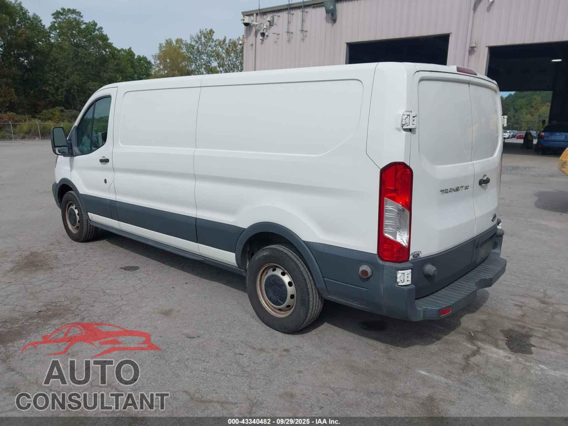 FORD TRANSIT-150 2018 - 1FTYE2YM0JKA30788