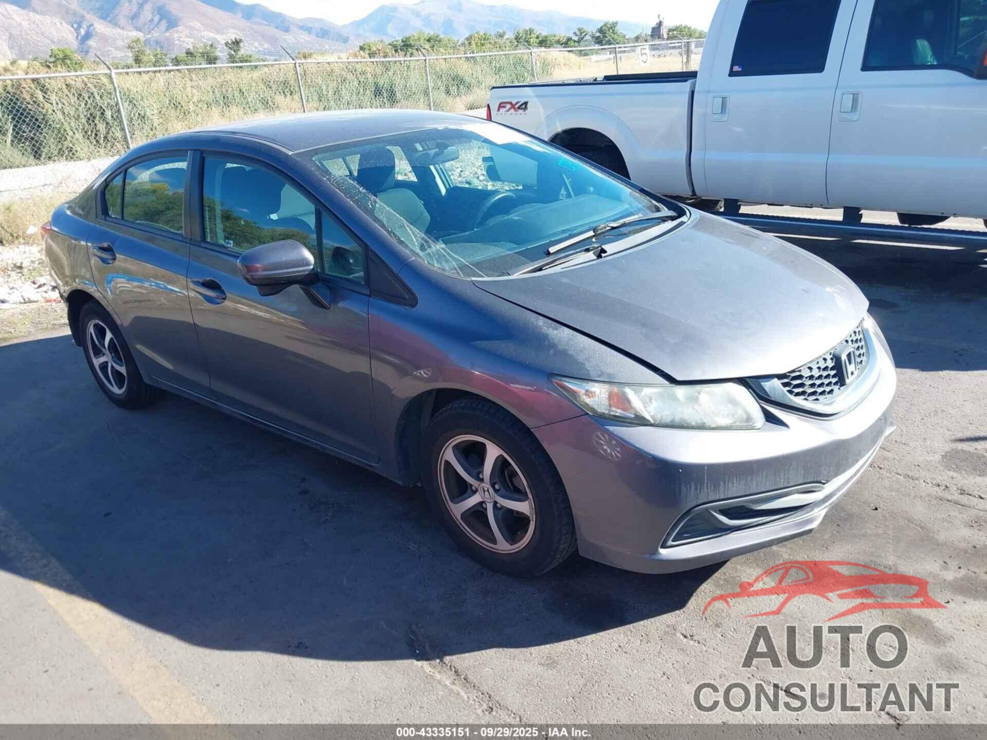 HONDA CIVIC 2015 - 2HGFB2F70FH524159
