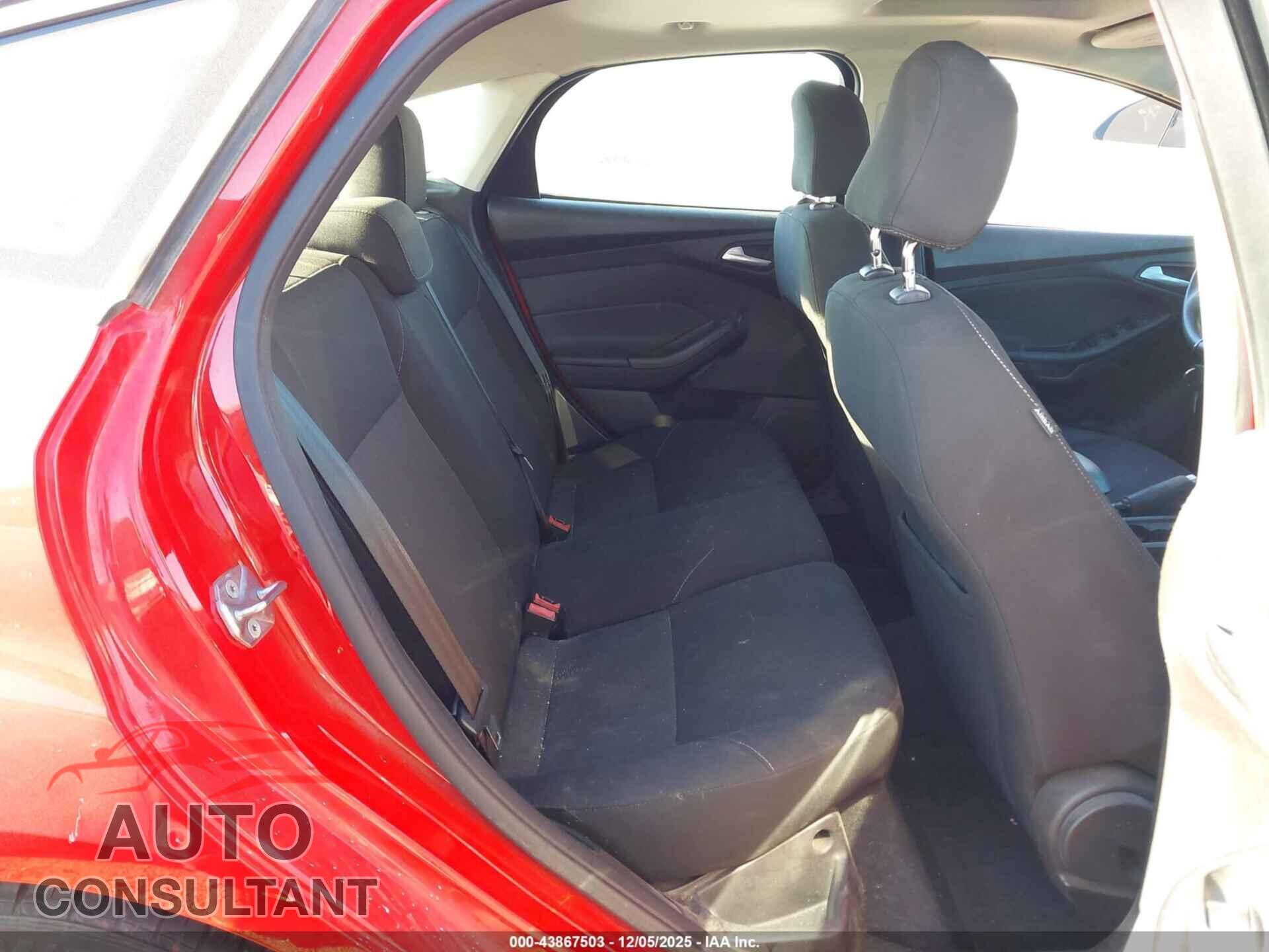 FORD FOCUS 2016 - 1FADP3K29GL213850