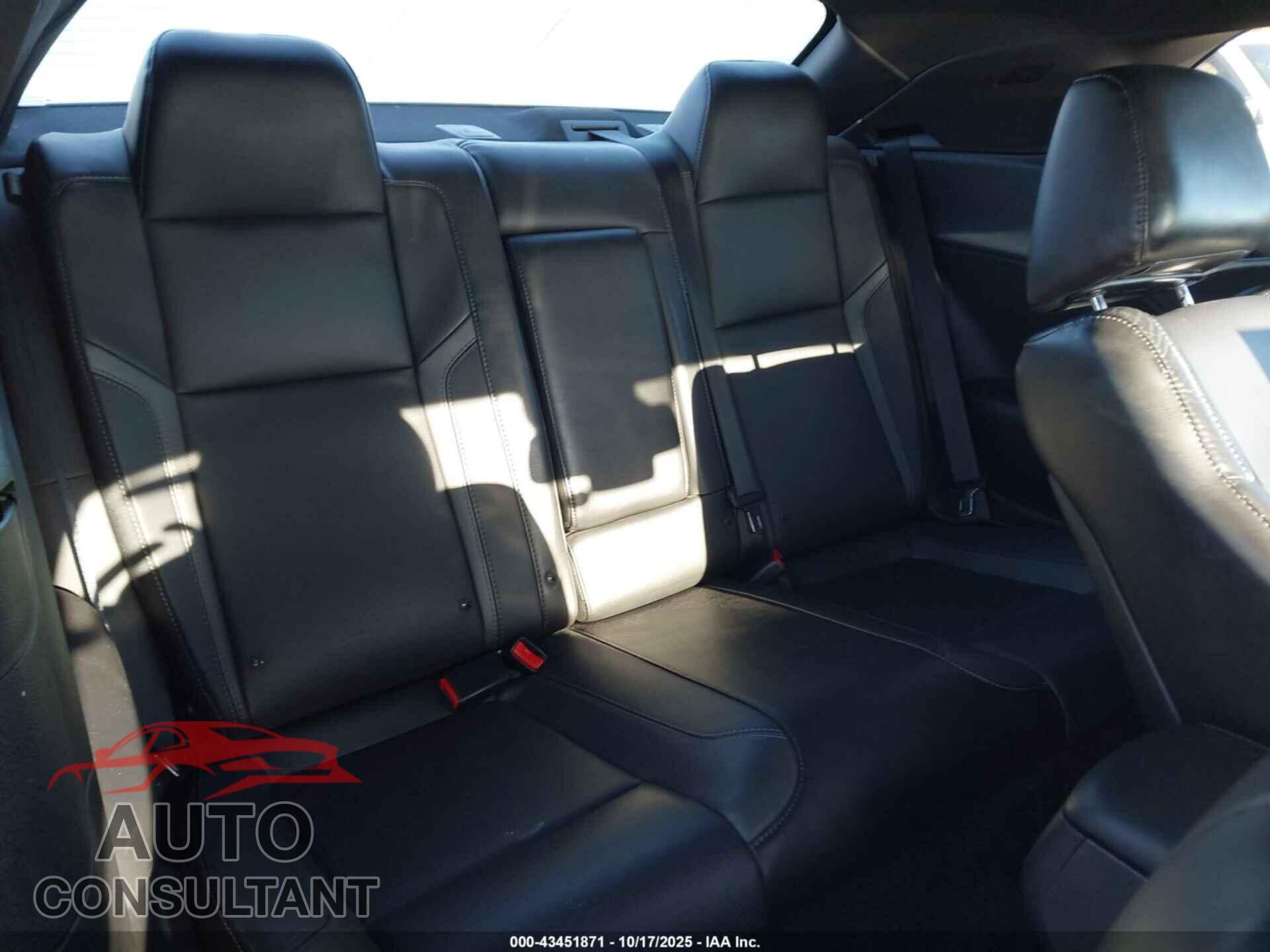 DODGE CHALLENGER 2018 - 2C3CDZAG4JH334373