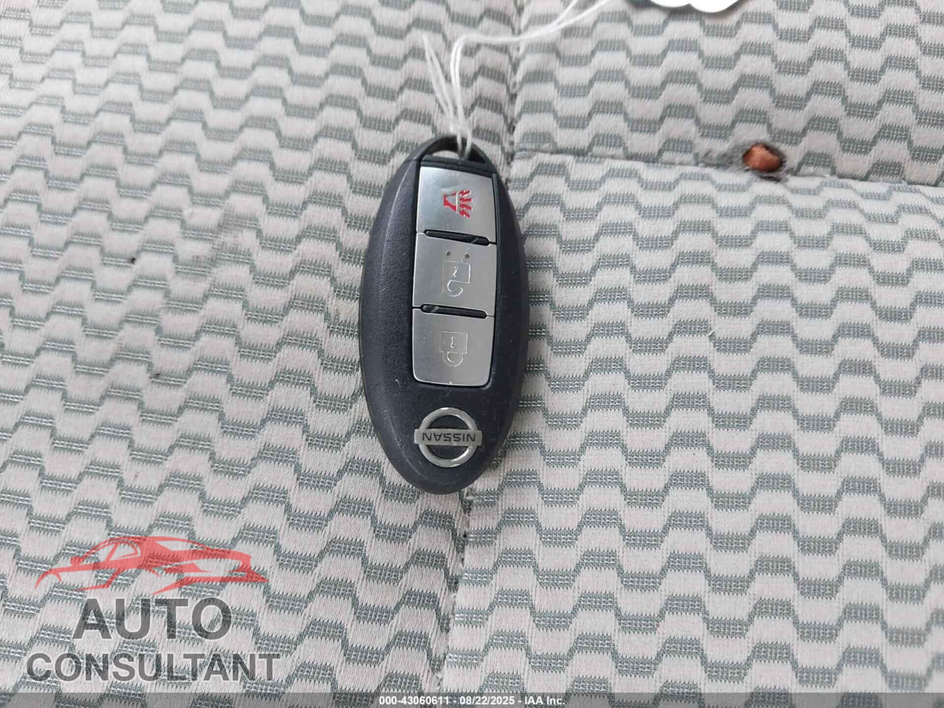 NISSAN VERSA NOTE 2015 - 3N1CE2CP6FL441133