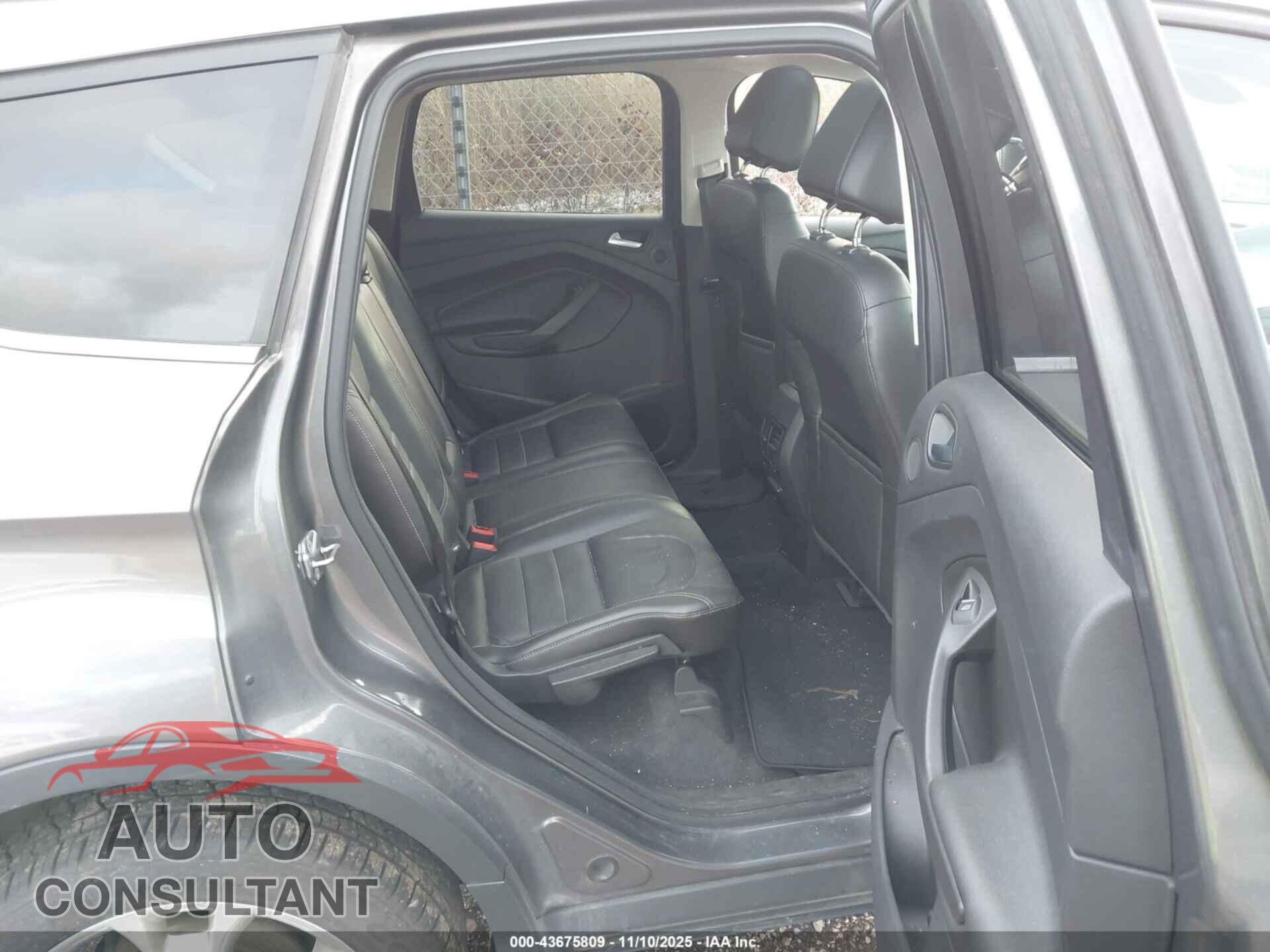 FORD ESCAPE 2013 - 1FMCU9HX7DUC12573