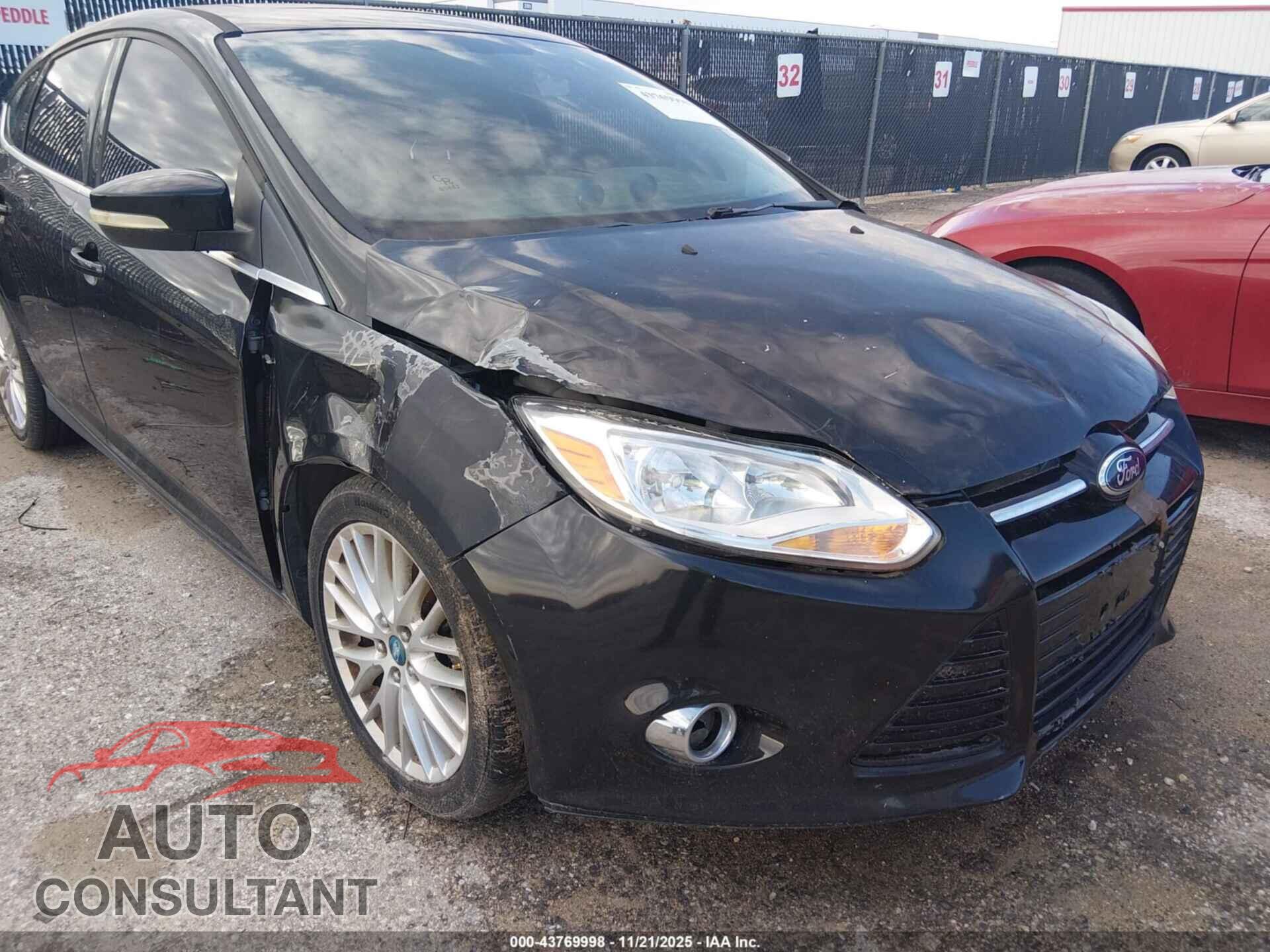 FORD FOCUS 2012 - 1FAHP3M26CL386802