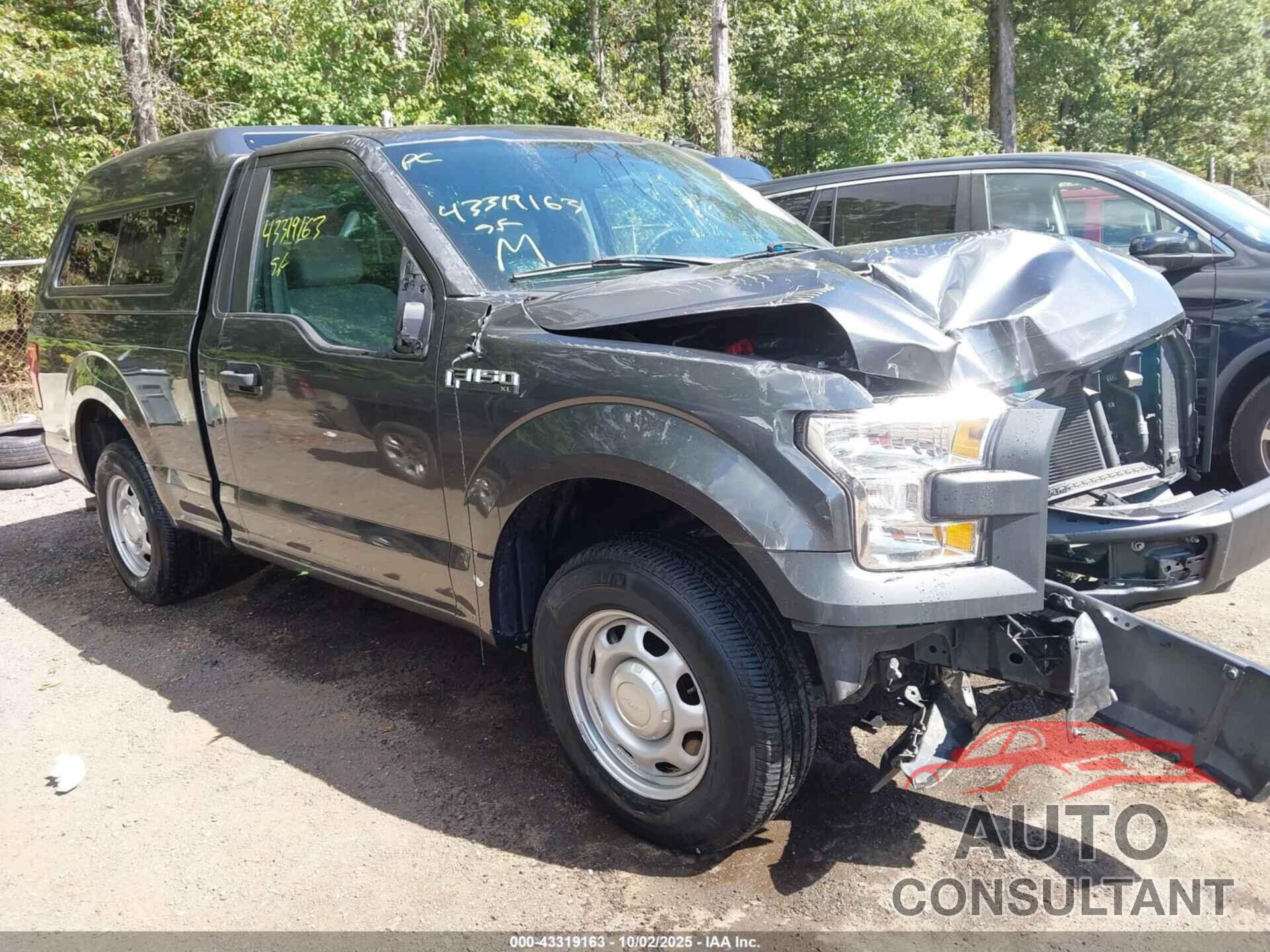 FORD F-150 2017 - 1FTMF1C83HFC12116