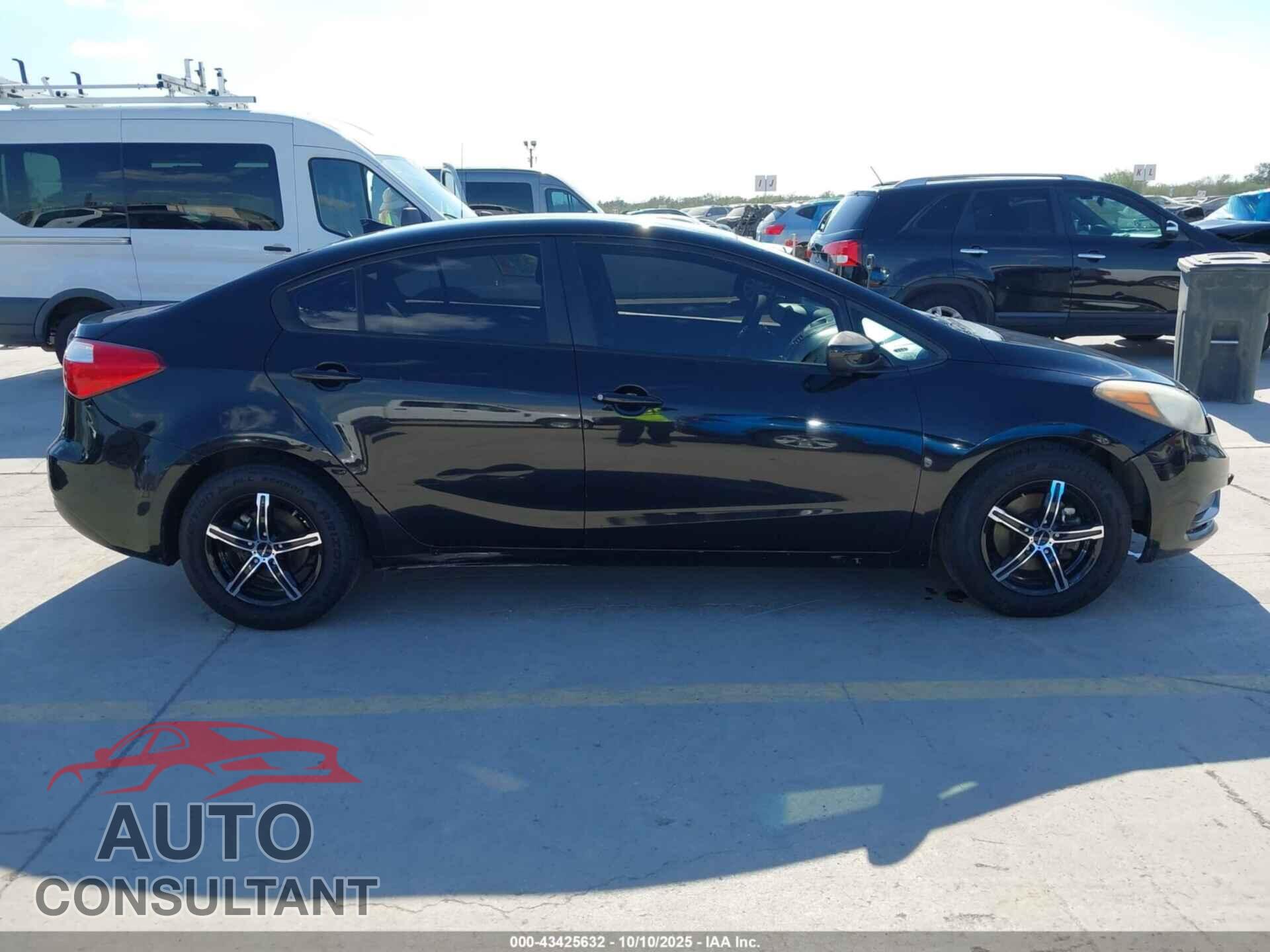 KIA FORTE 2015 - KNAFK4A67F5415775