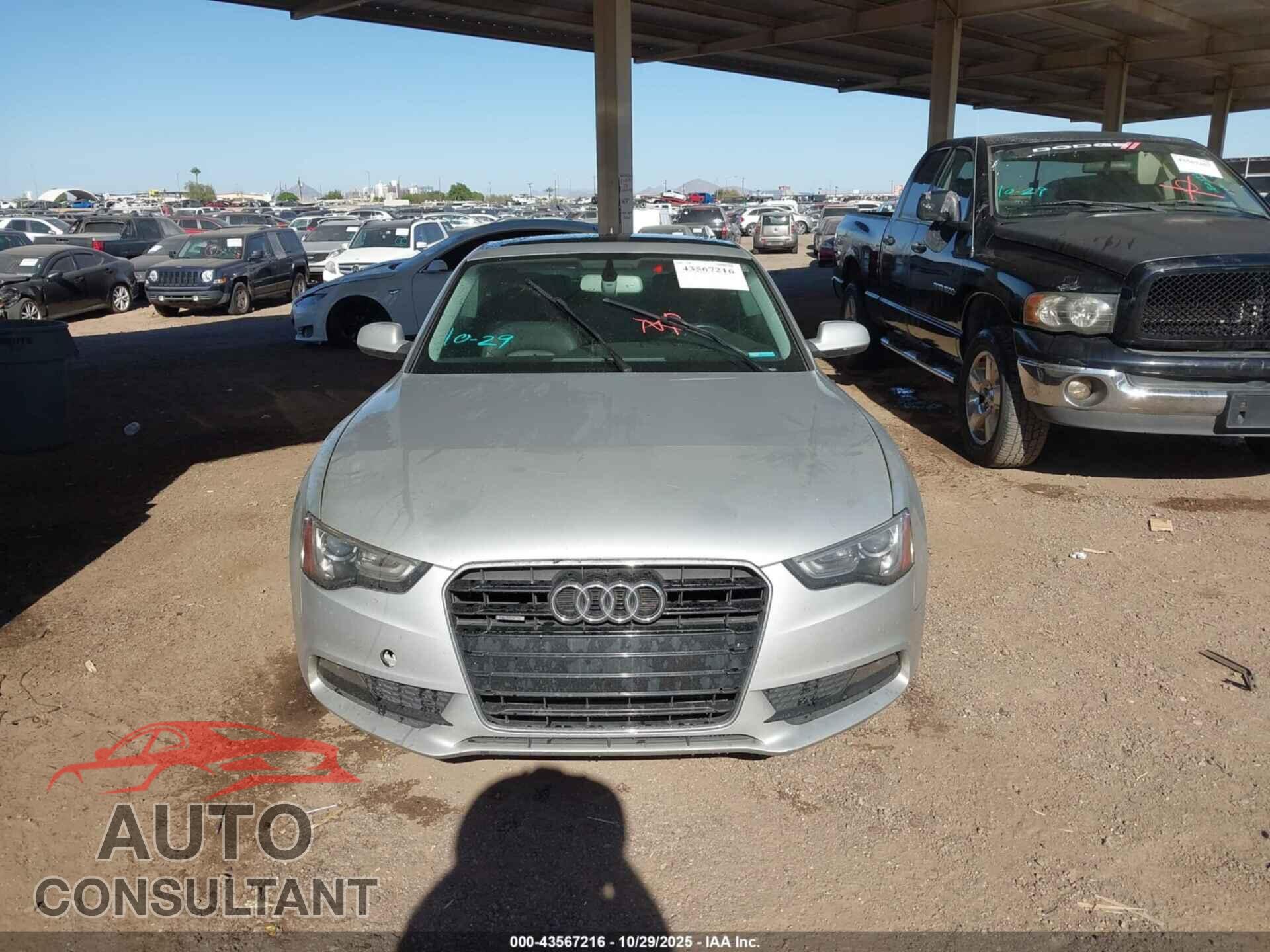 AUDI A5 2013 - WAULFAFR3DA031280
