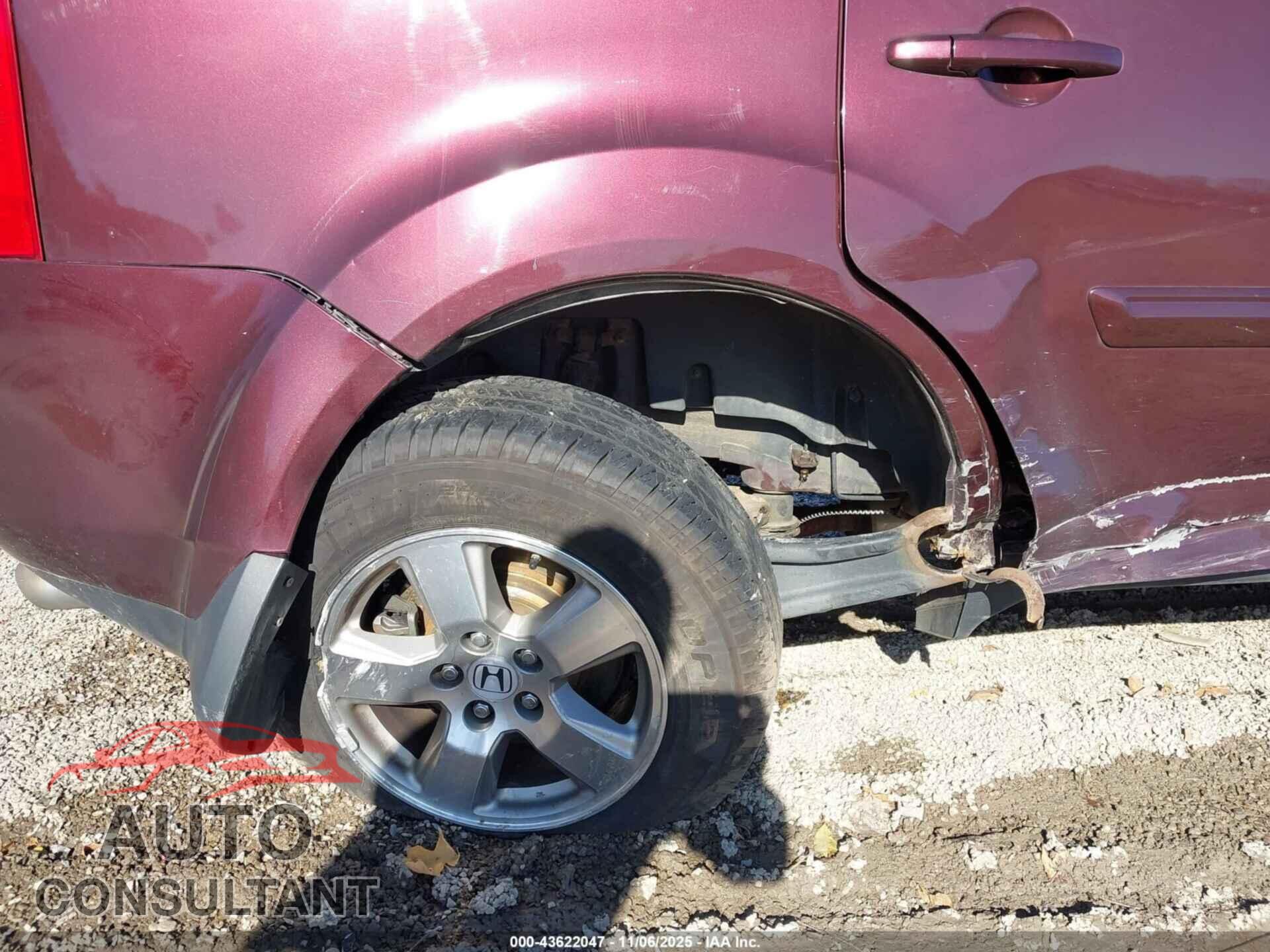 HONDA PILOT 2011 - 5FNYF4H65BB024896