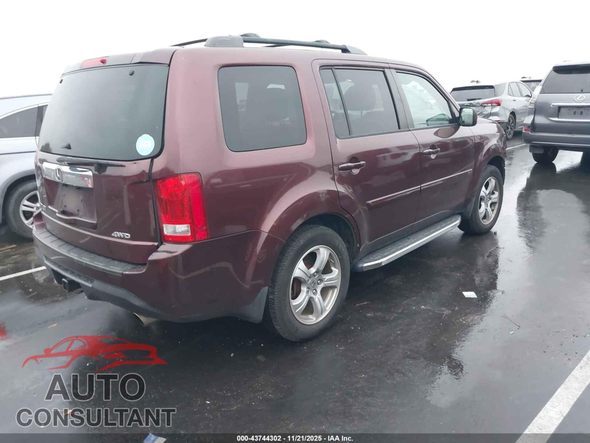 HONDA PILOT 2013 - 5FNYF4H53DB006181