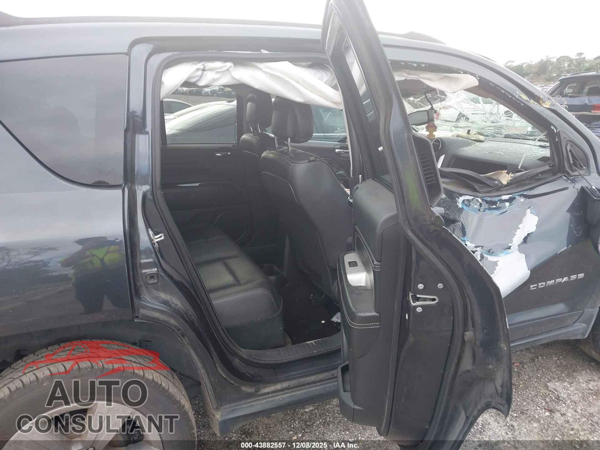 JEEP COMPASS 2015 - 1C4NJCEA2FD236334