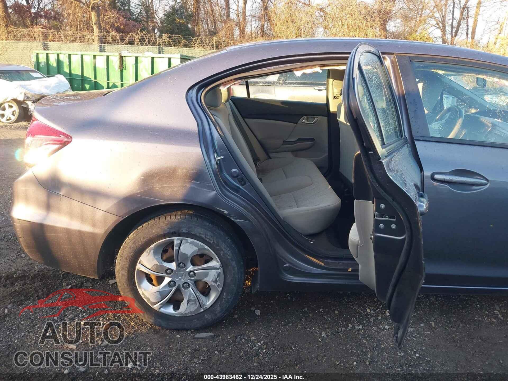 HONDA CIVIC 2015 - 19XFB2F51FE281504