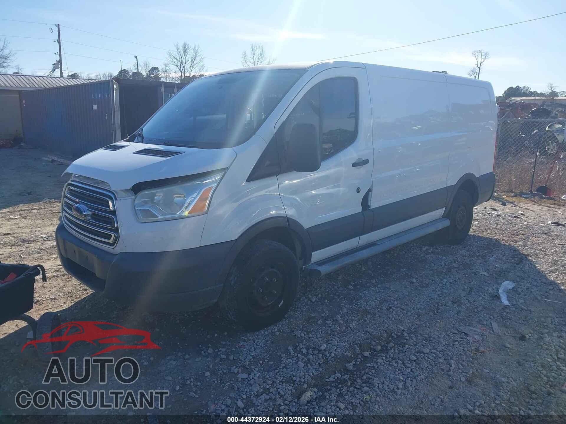 FORD TRANSIT-250 2015 - 1FTNR1ZM6FKA89223