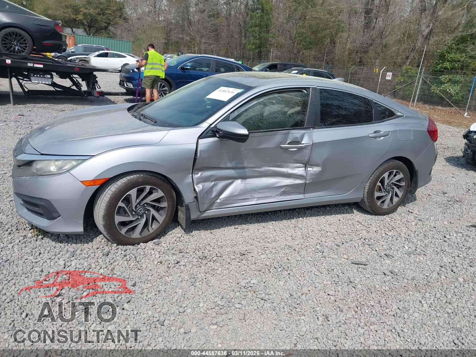HONDA CIVIC 2017 - 19XFC2F78HE029864