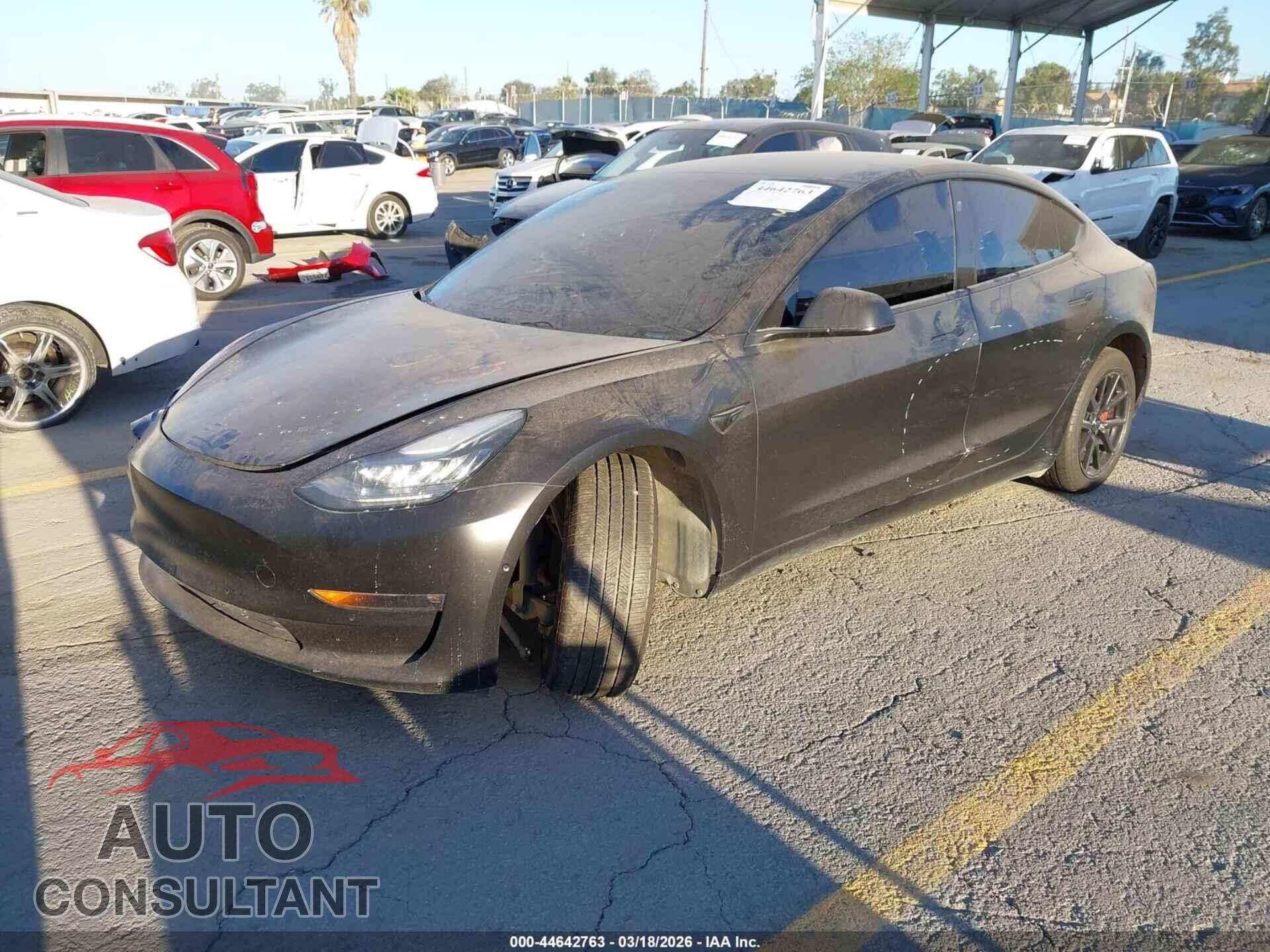 TESLA MODEL 3 2019 - 5YJ3E1EA7KF396423