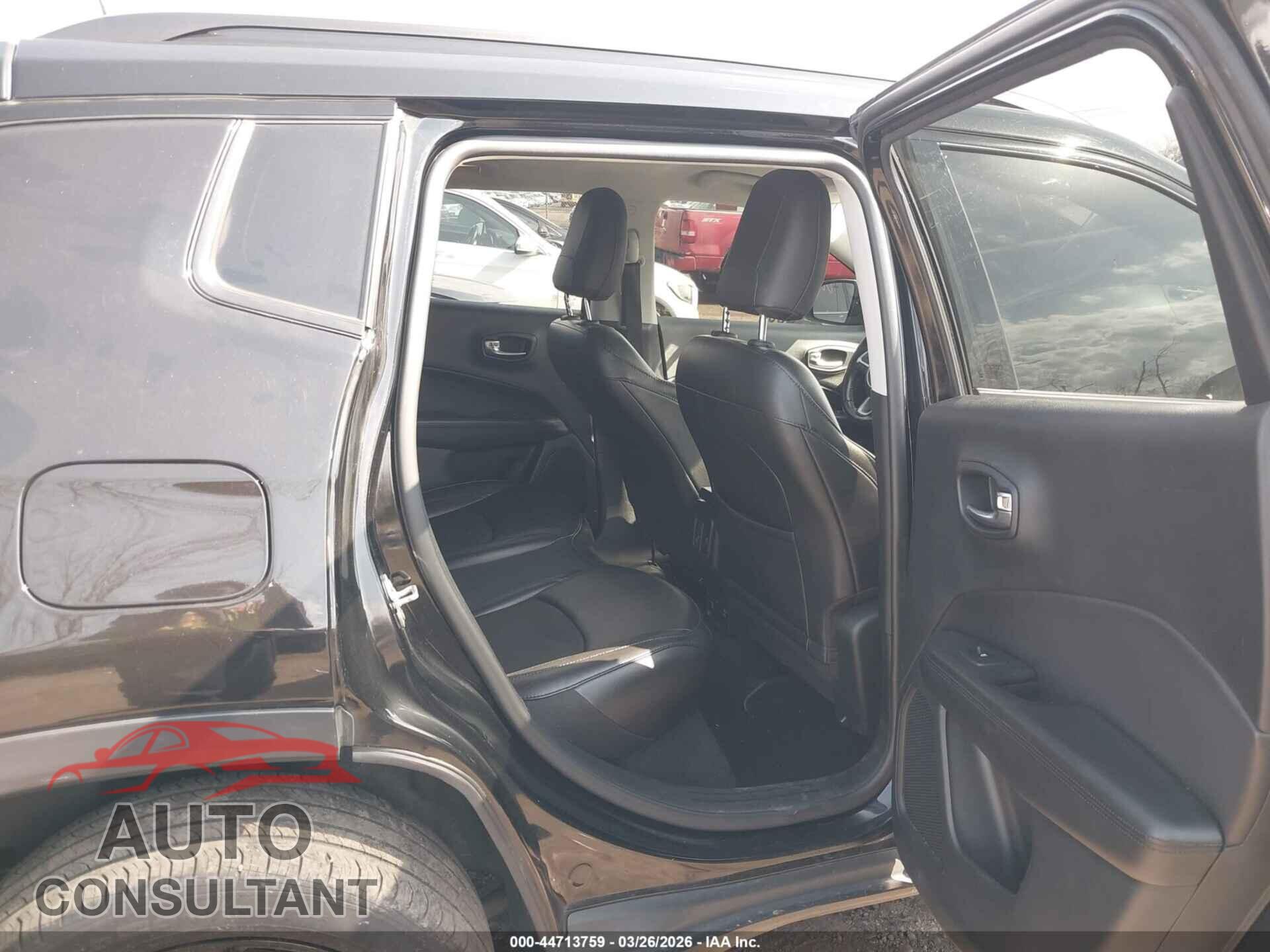 JEEP COMPASS 2020 - 3C4NJDBB4LT168577
