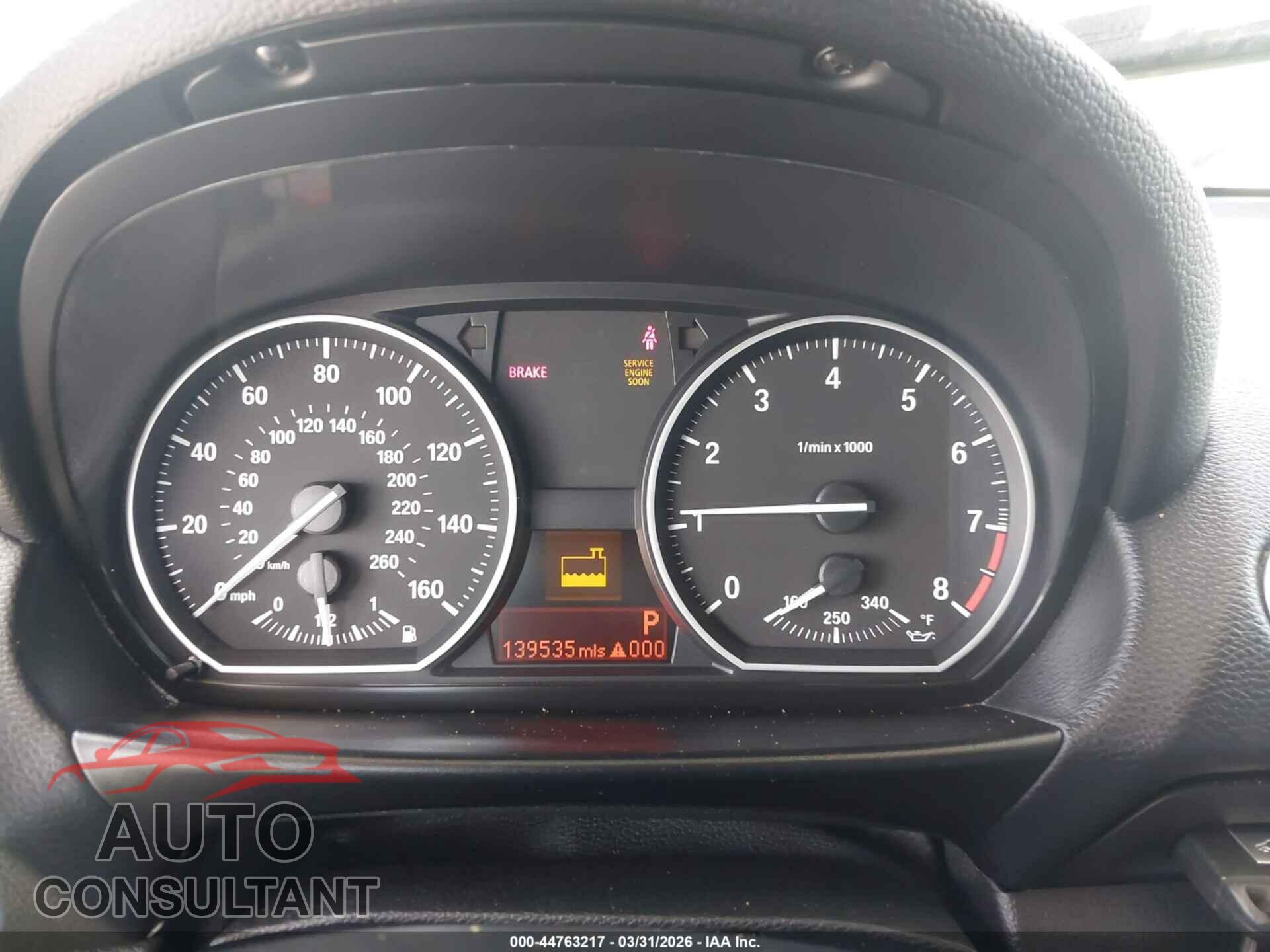 BMW 135I 2011 - WBAUC9C52BVM10824