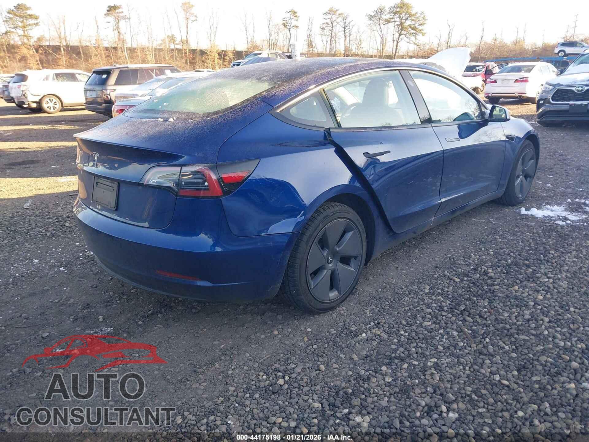 TESLA MODEL 3 2023 - 5YJ3E1EA2PF679660