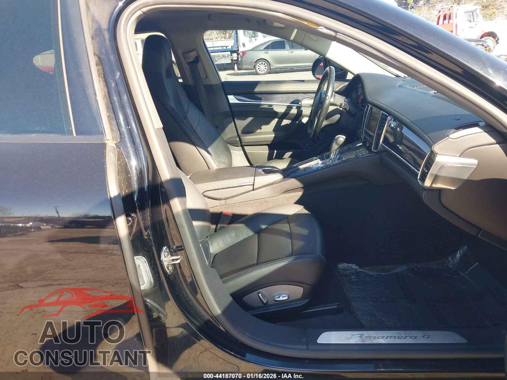 PORSCHE PANAMERA 2011 - WP0AA2A73BL011584
