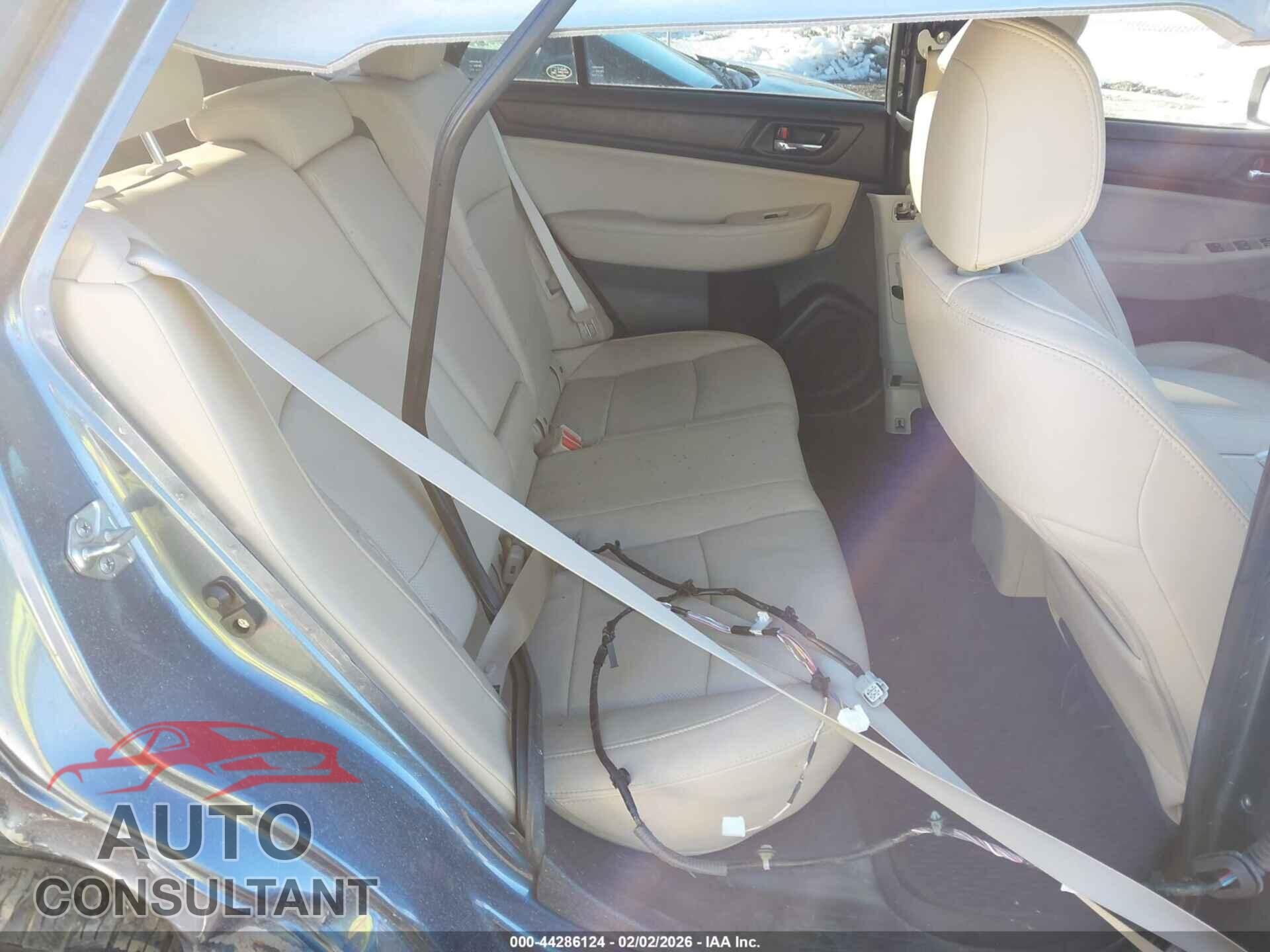 SUBARU OUTBACK 2017 - 4S4BSANC3H3402841