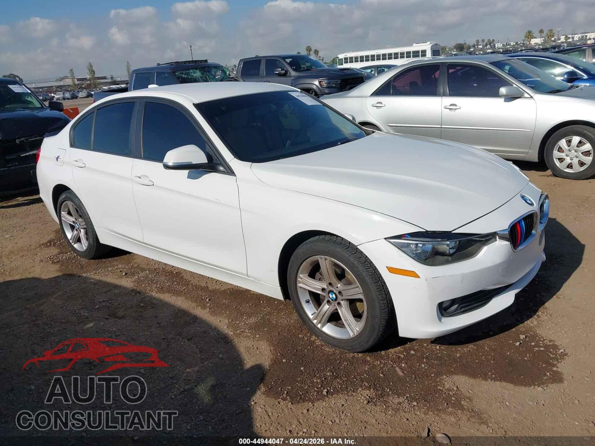 BMW 320I 2014 - WBA3C3C53EP660932