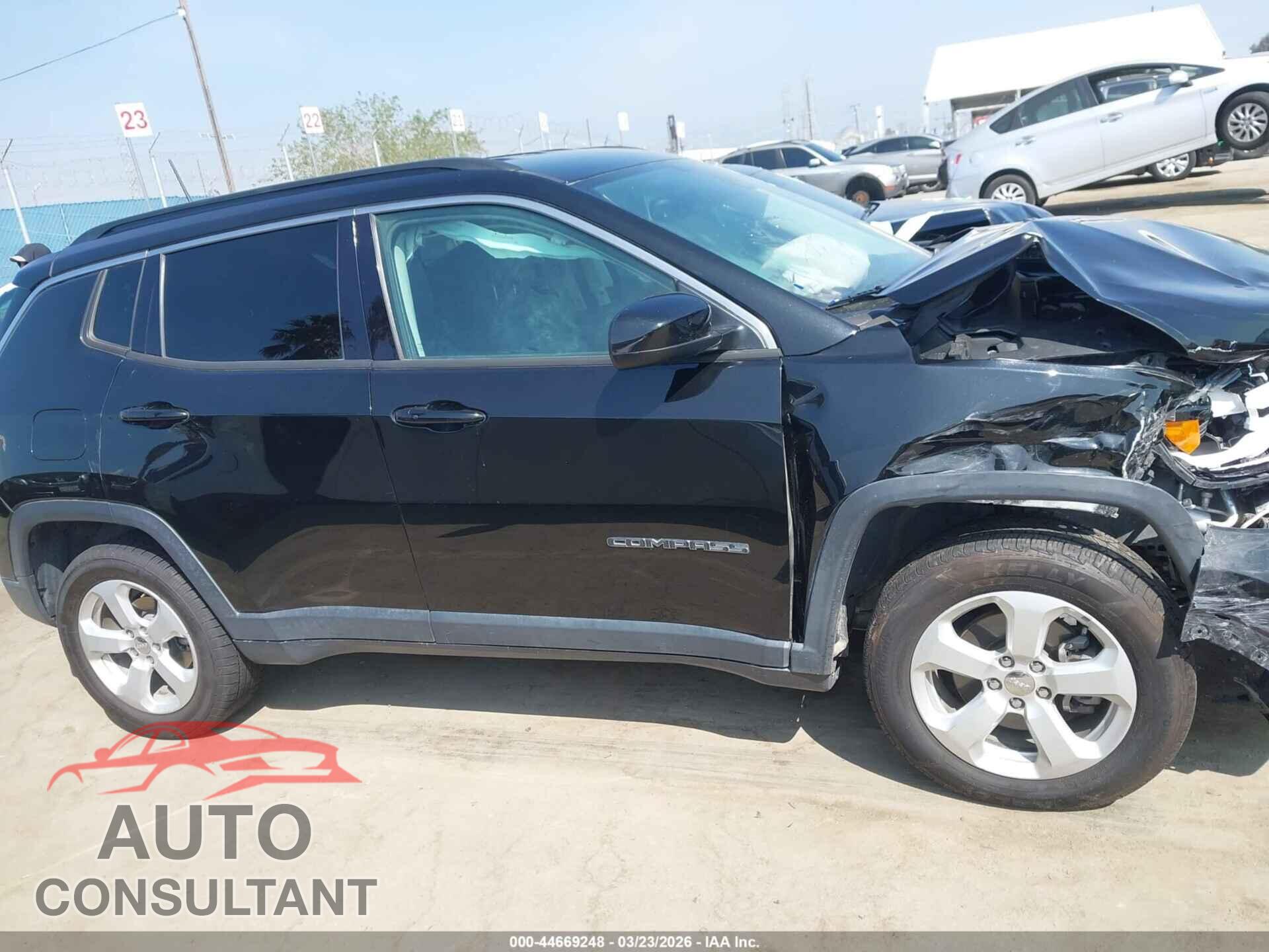 JEEP COMPASS 2018 - 3C4NJDBB9JT392568