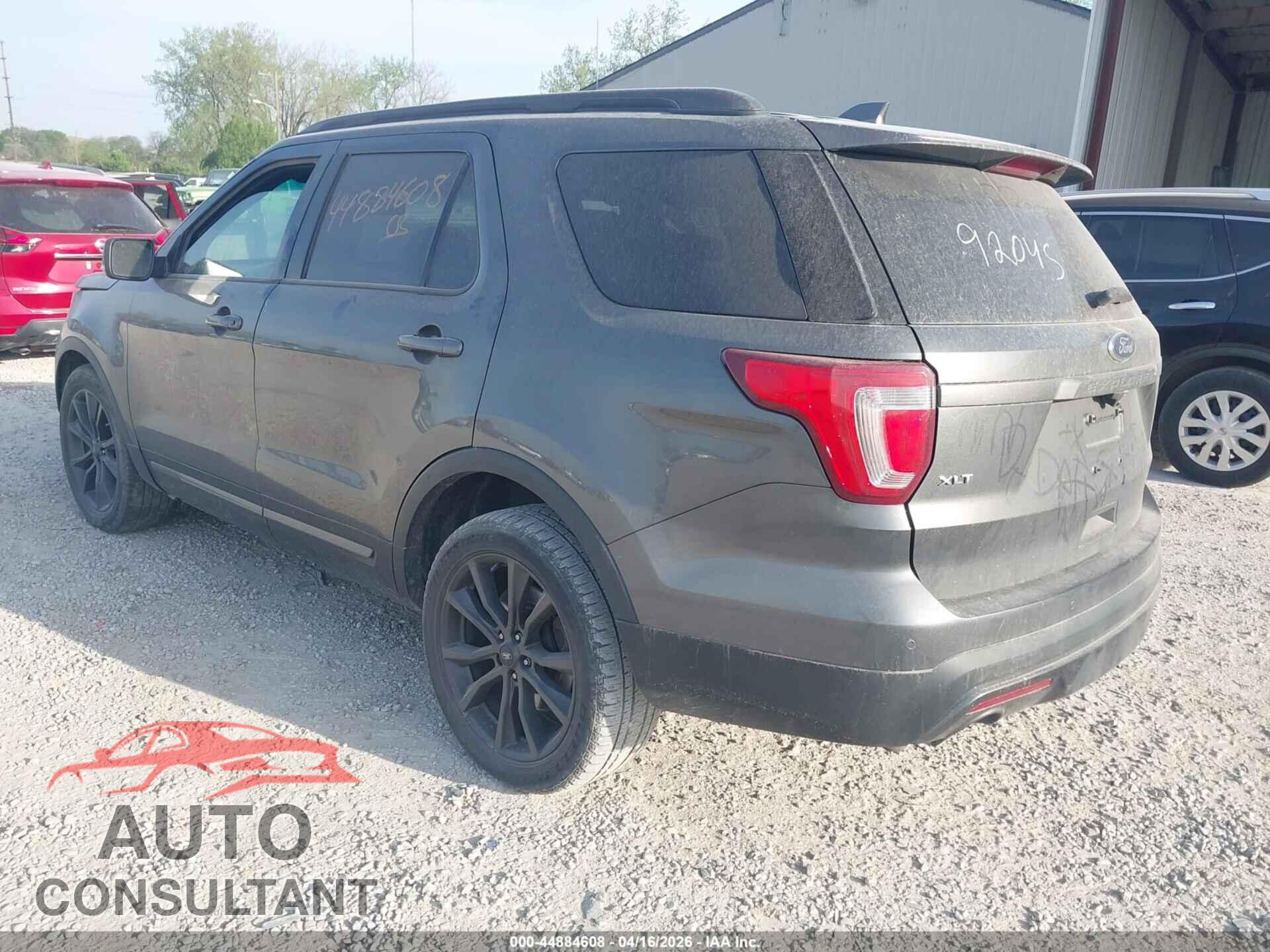 FORD EXPLORER 2017 - 1FM5K7D88HGA92045