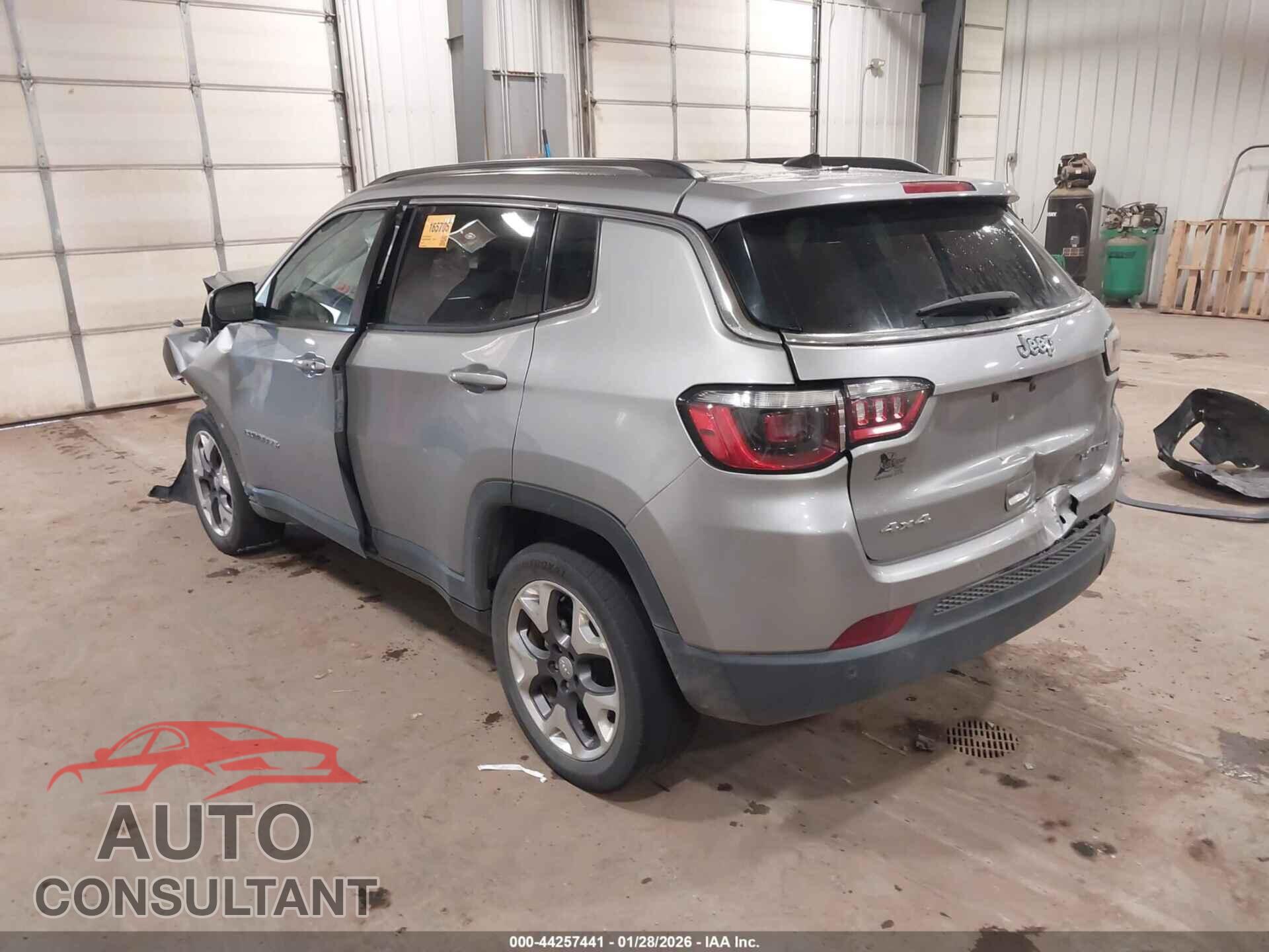 JEEP COMPASS 2021 - 3C4NJDCB8MT590920