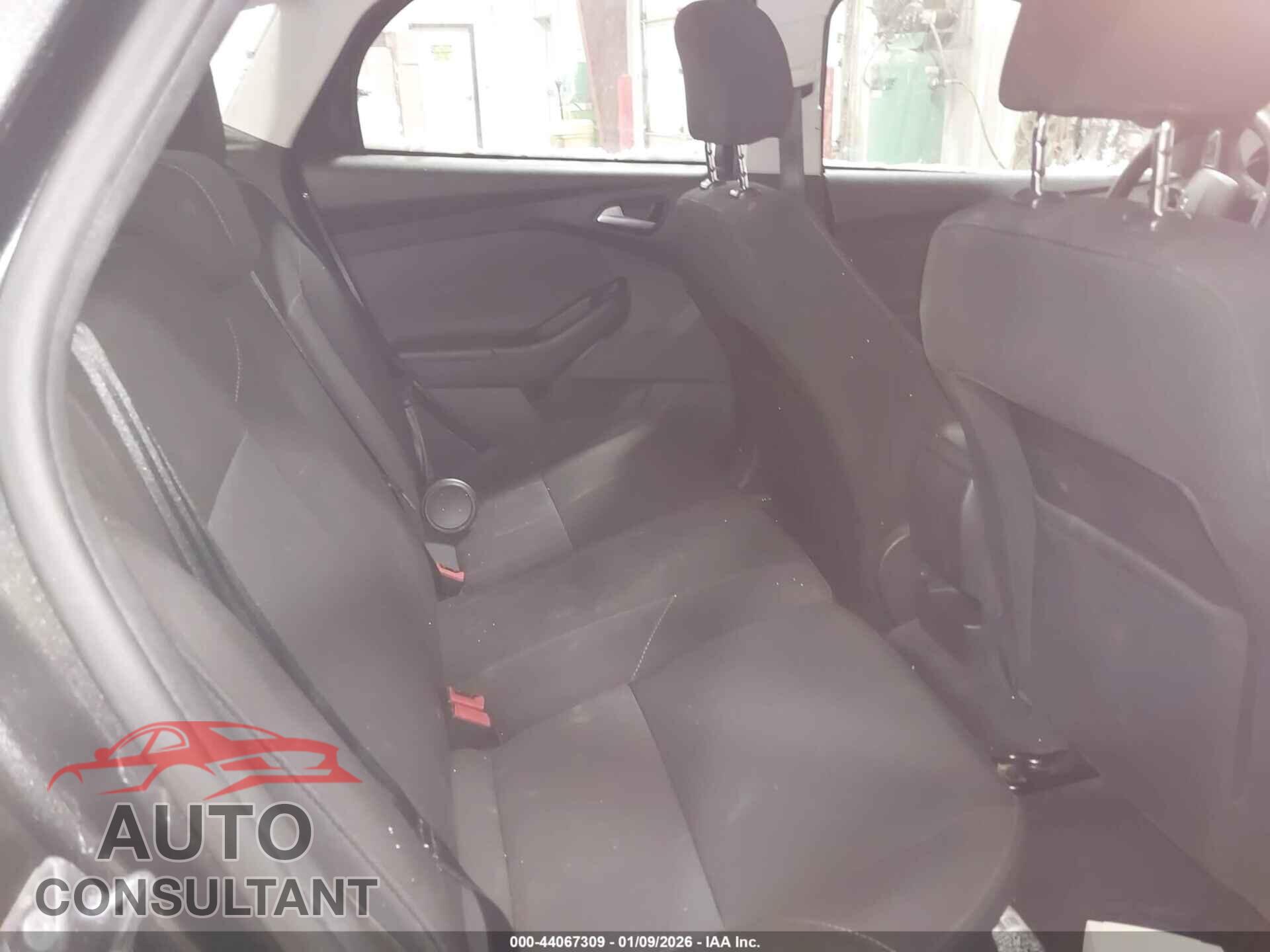 FORD FOCUS 2017 - 1FADP3K2XHL291331
