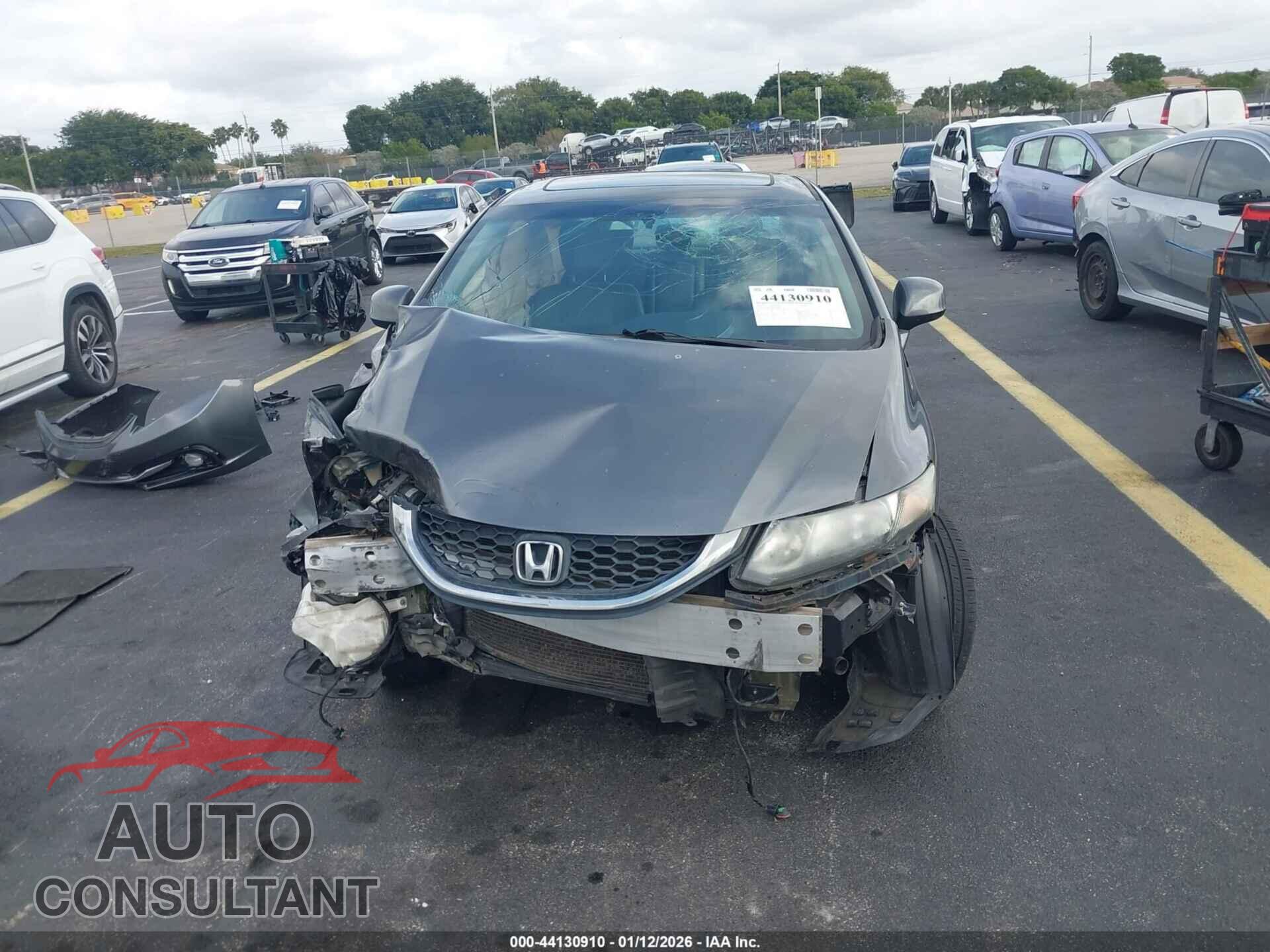 HONDA CIVIC 2013 - 19XFB2F94DE088943