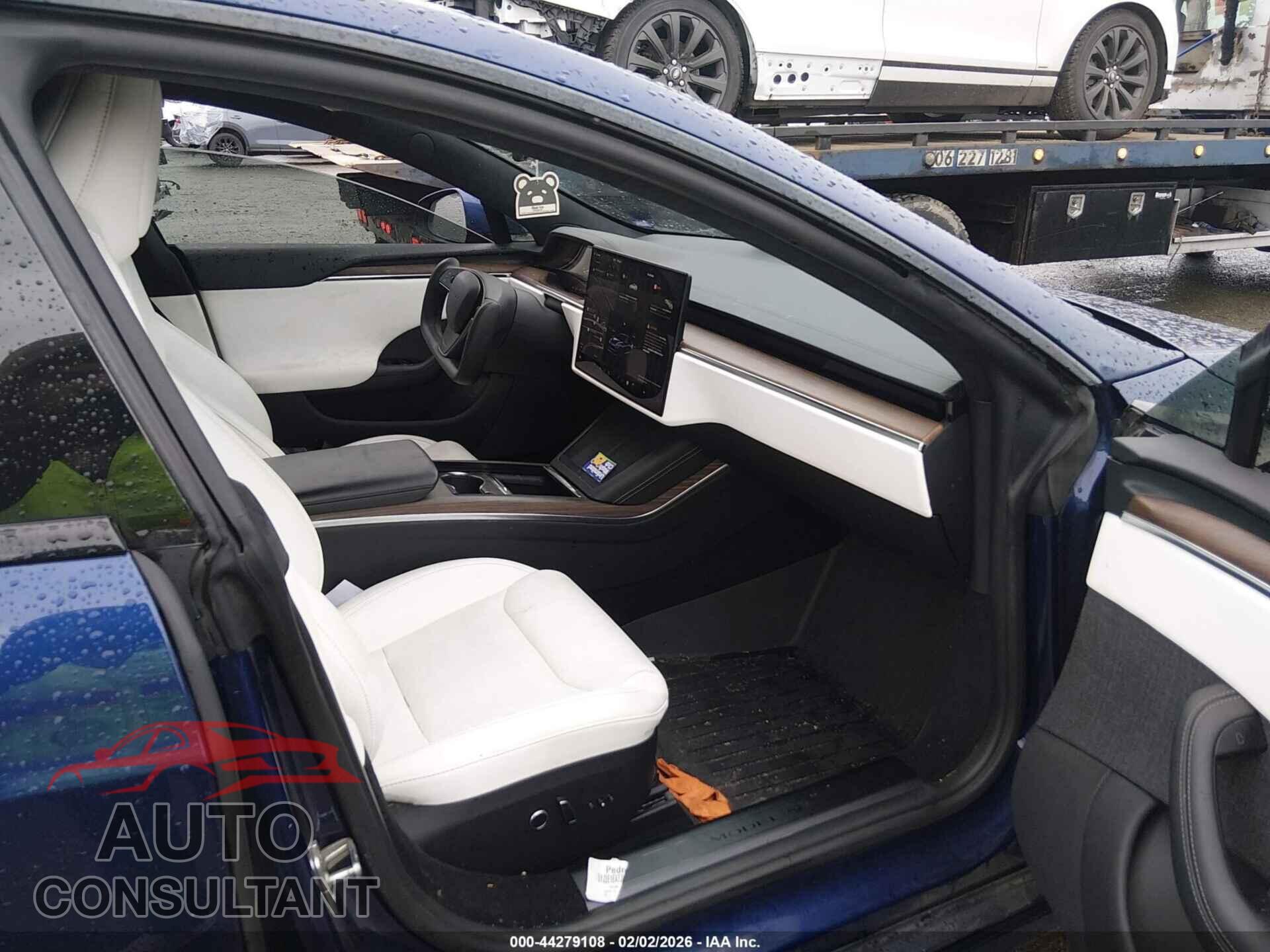 TESLA MODEL S 2021 - 5YJSA1E50MF428352