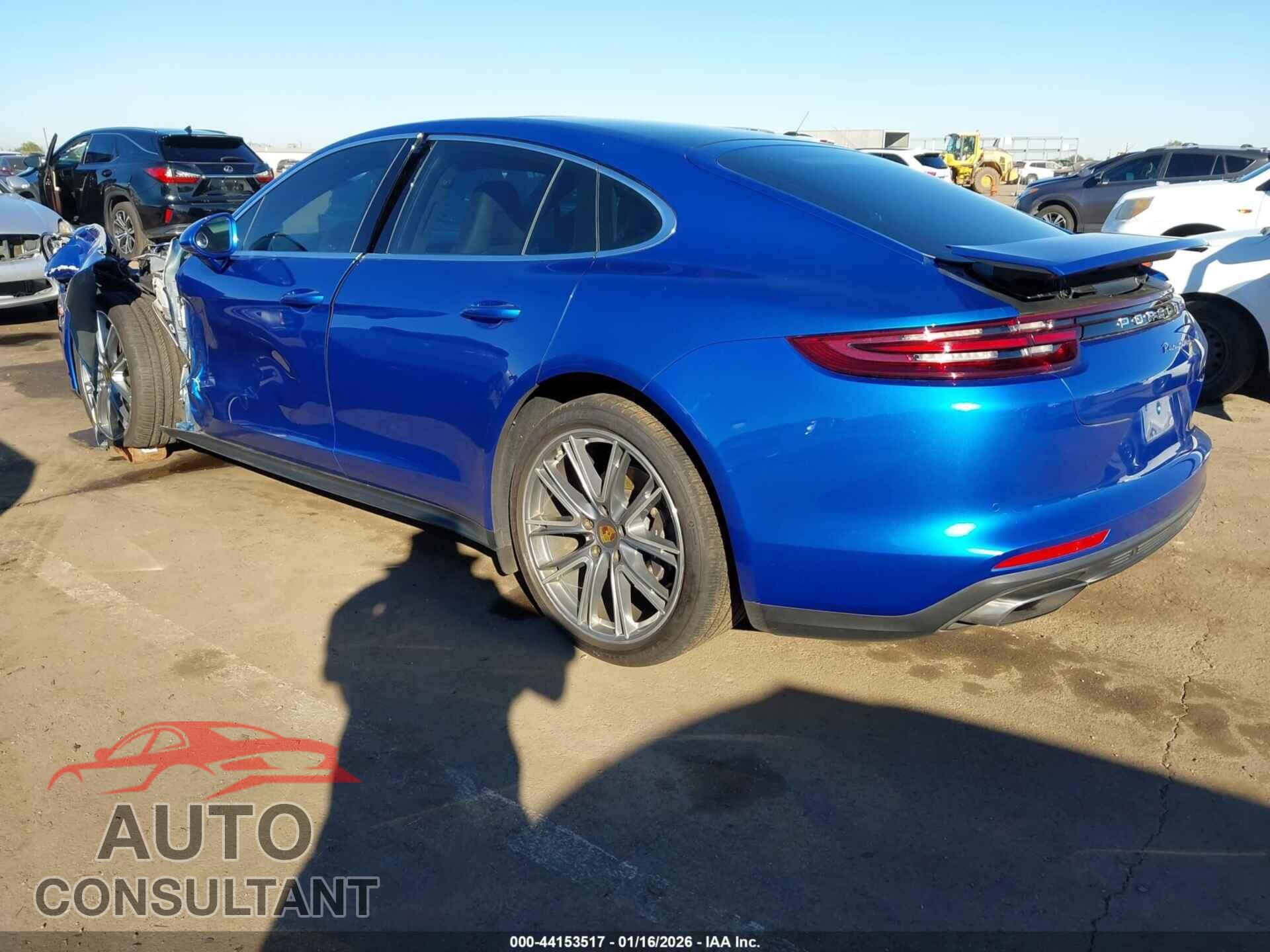 PORSCHE PANAMERA 2018 - WP0AA2A72JL111173