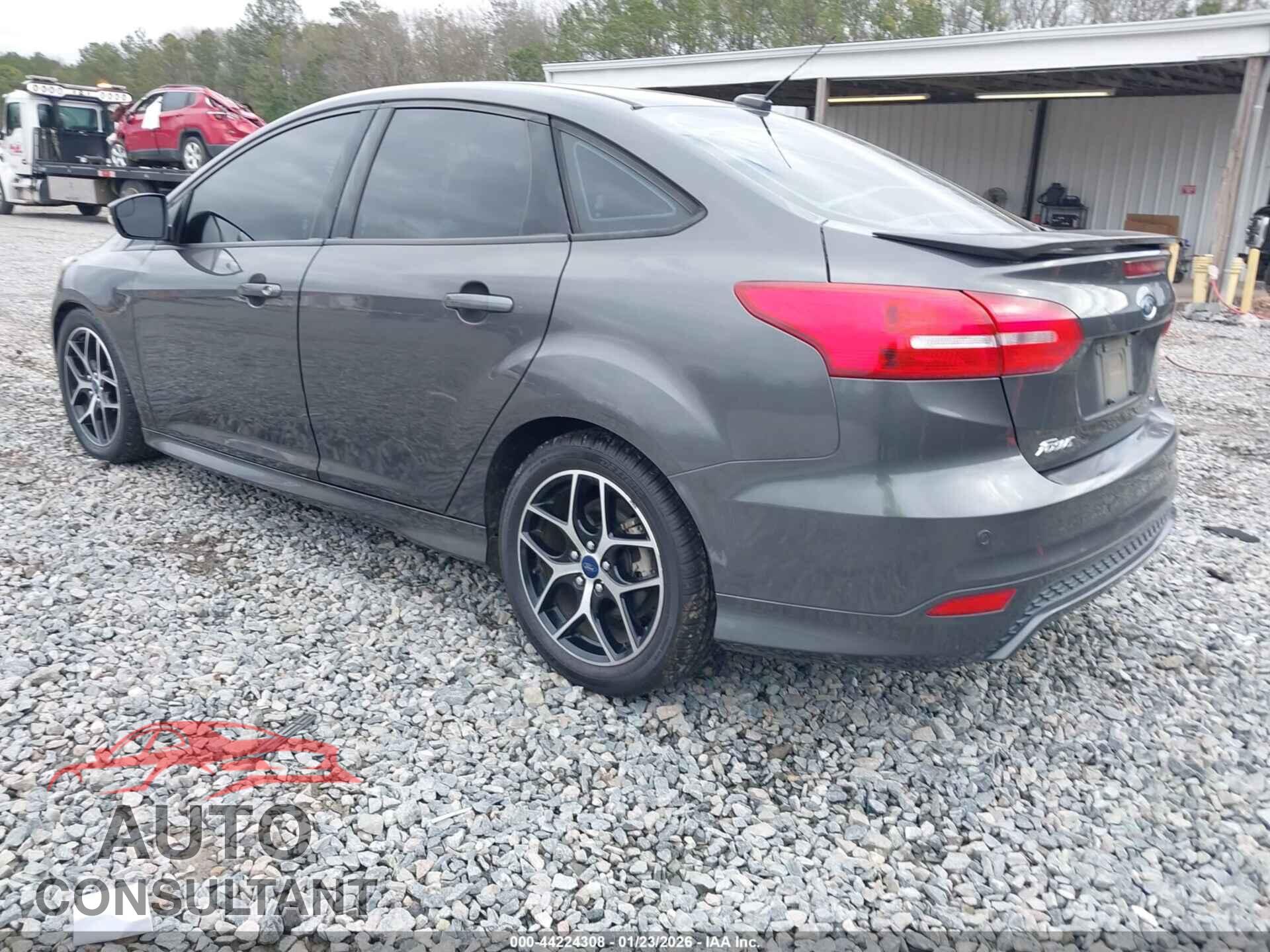 FORD FOCUS 2016 - 1FADP3F22GL234517