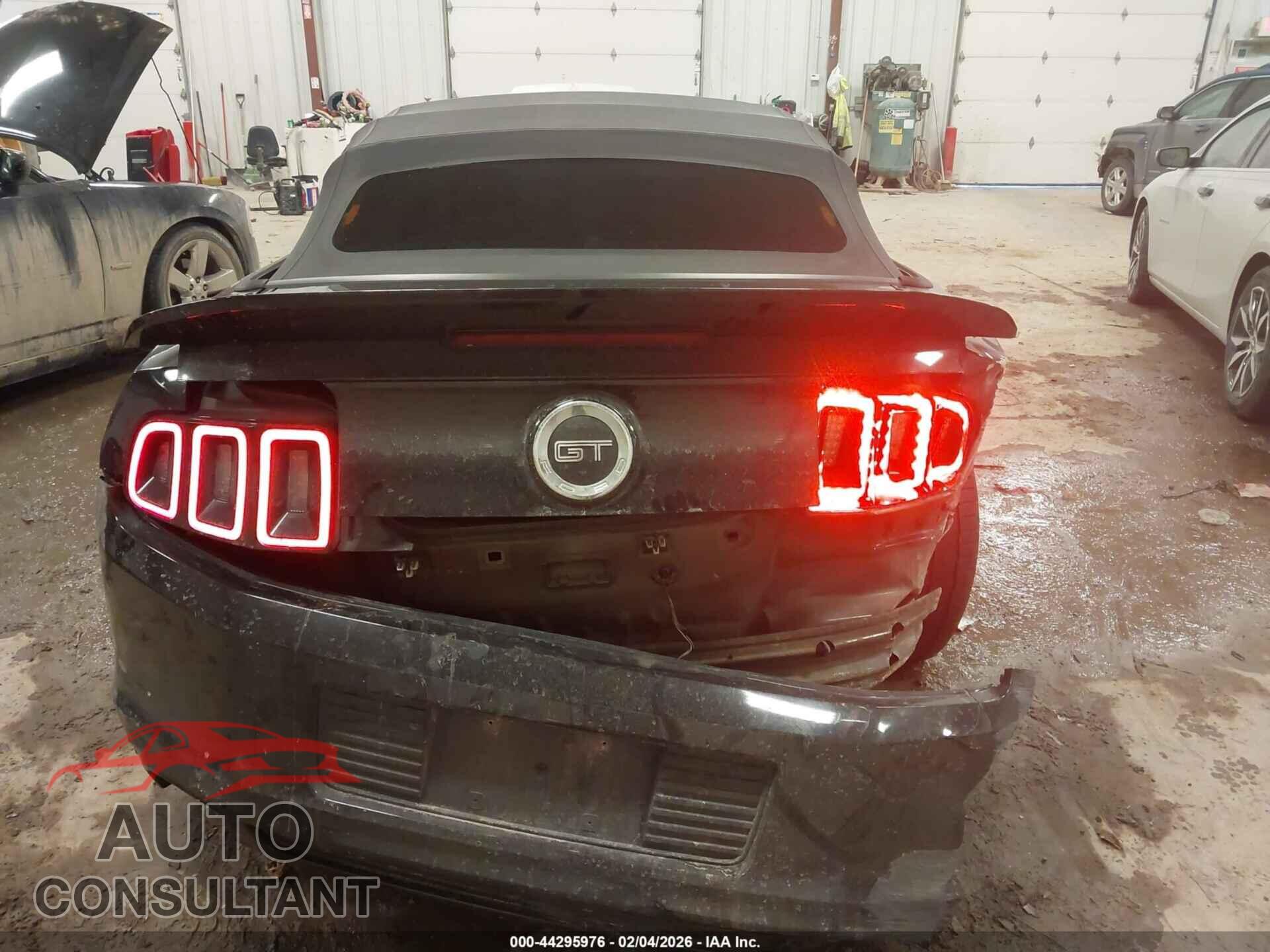 FORD MUSTANG 2014 - 1ZVBP8FF4E5309010