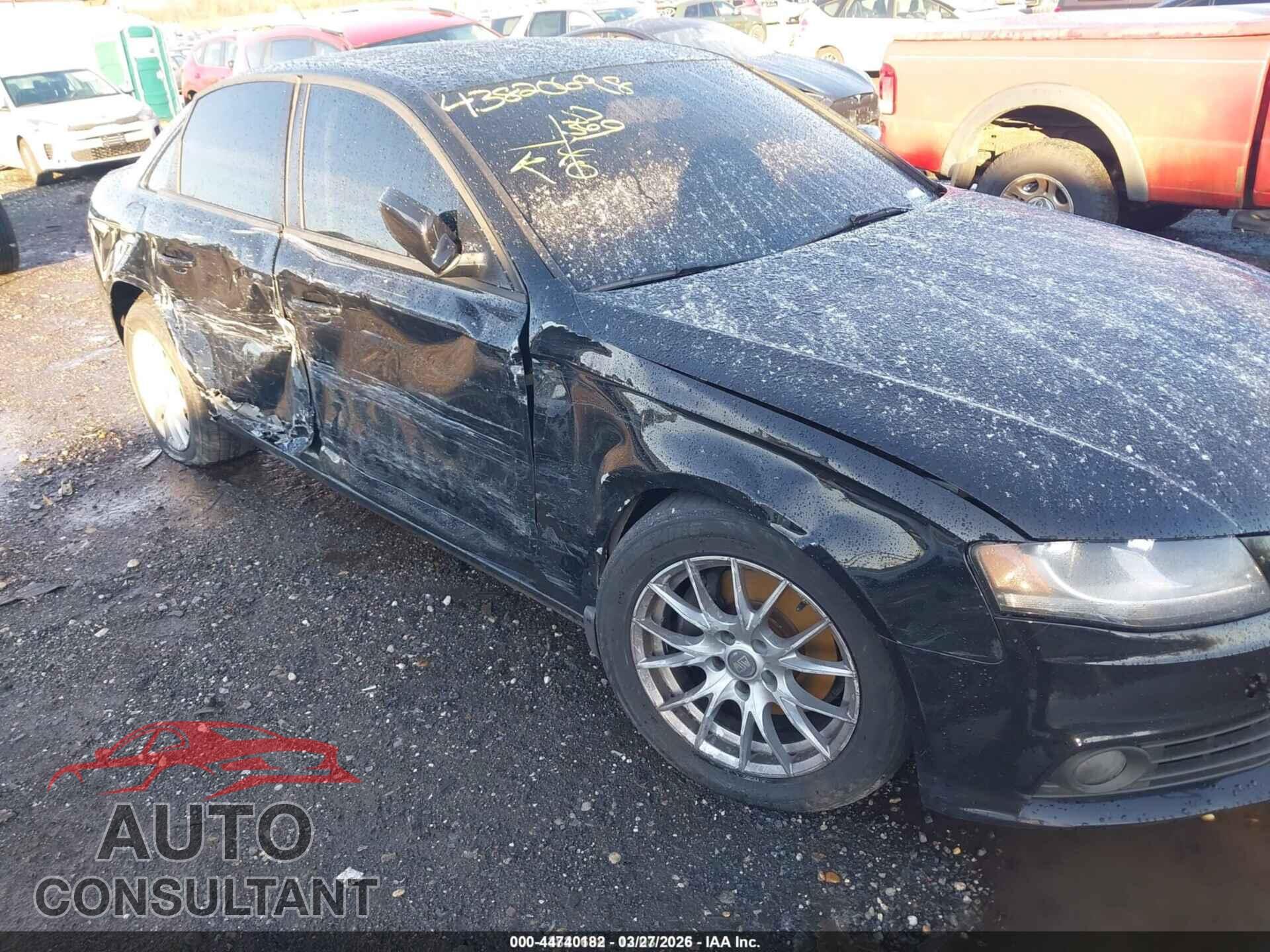 AUDI A4 2010 - WAUDFAFL1AN012733