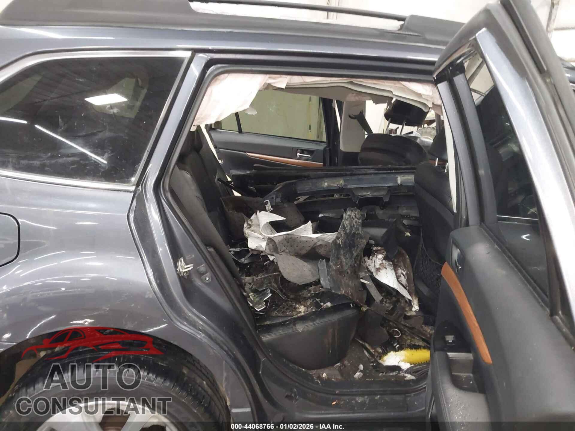 SUBARU OUTBACK 2014 - 4S4BRBLC1E3311681
