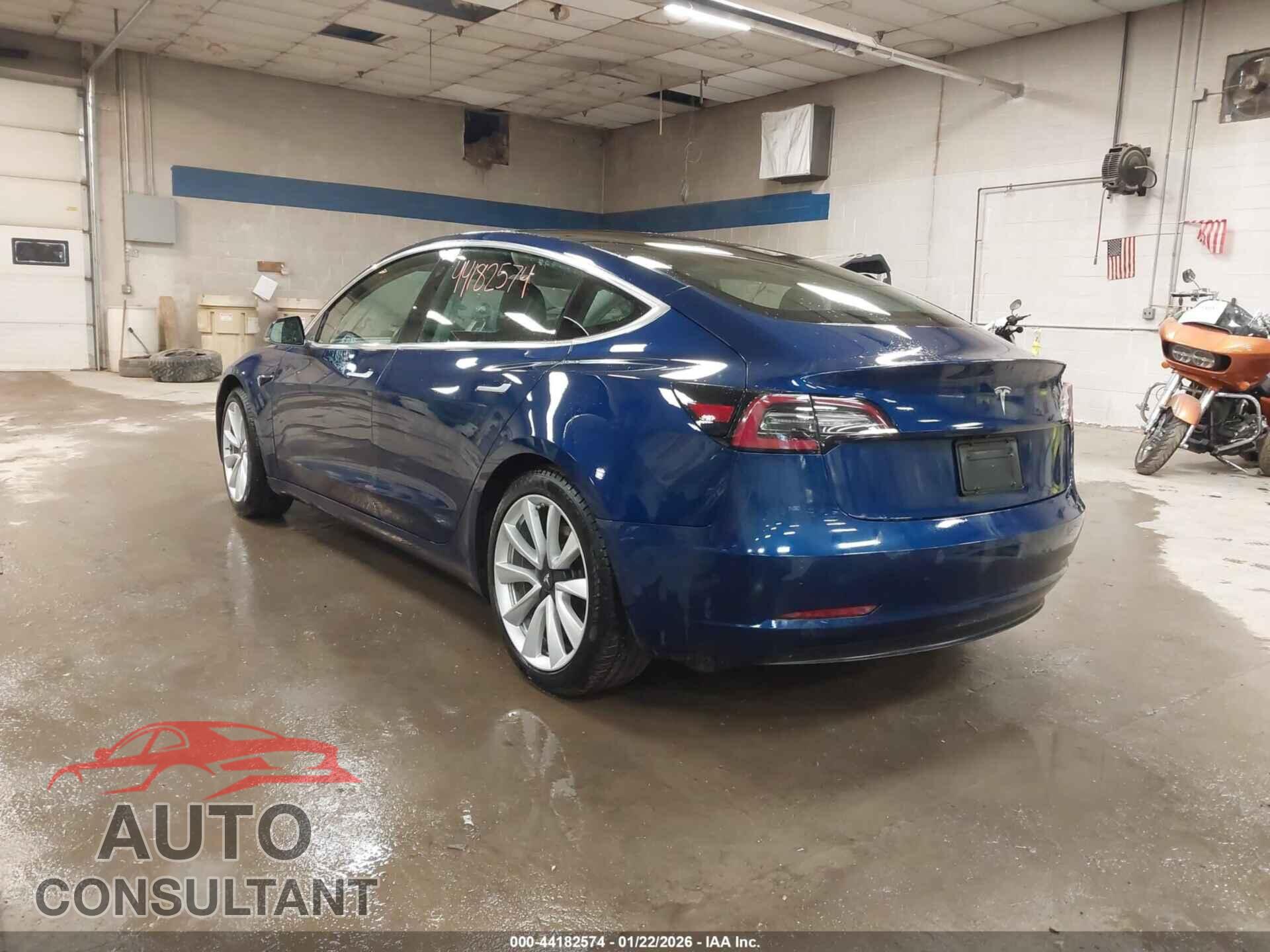 TESLA MODEL 3 2019 - 5YJ3E1EA4KF317760