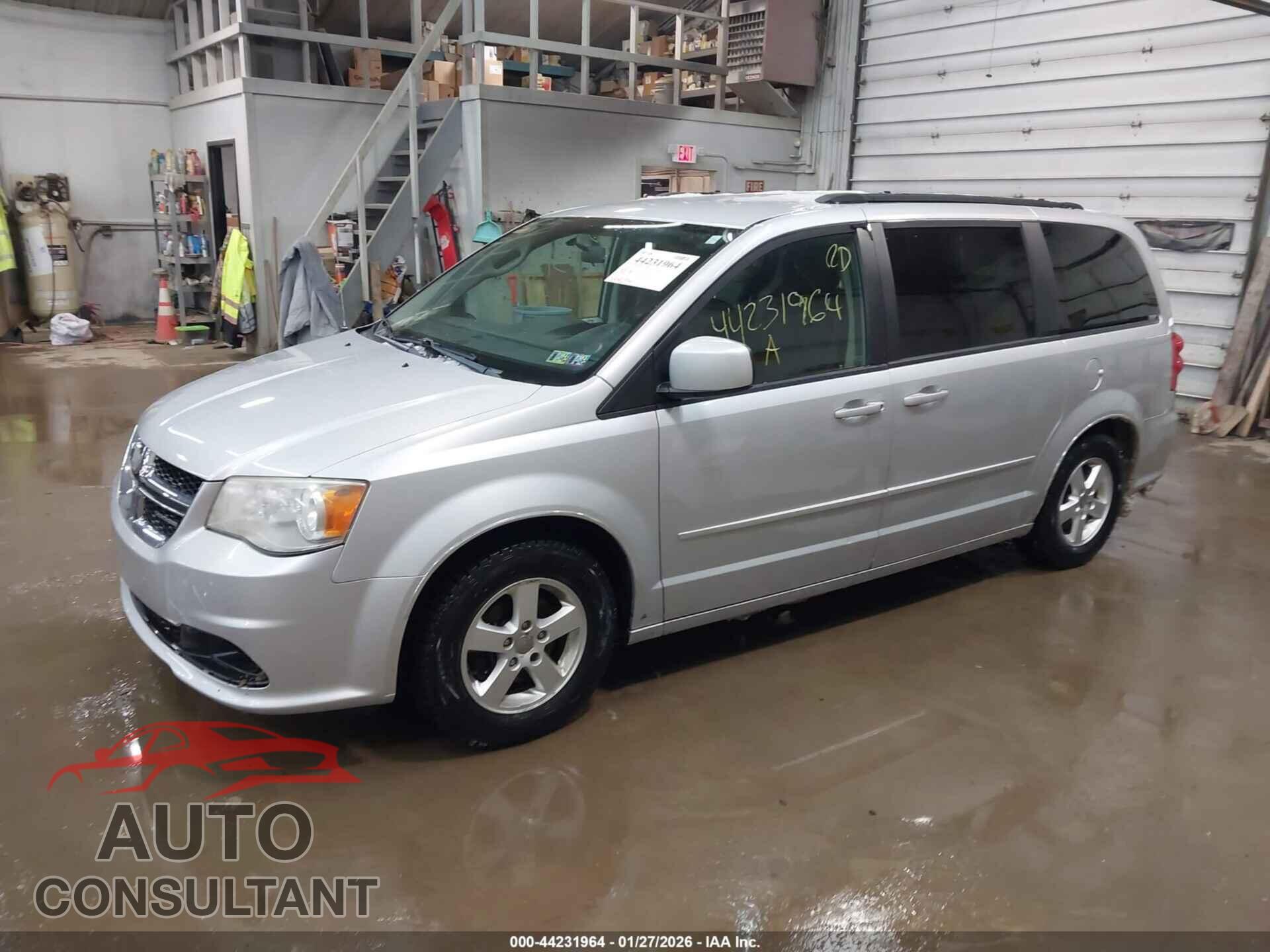 DODGE GRAND CARAVAN 2011 - 2D4RN3DG3BR632620